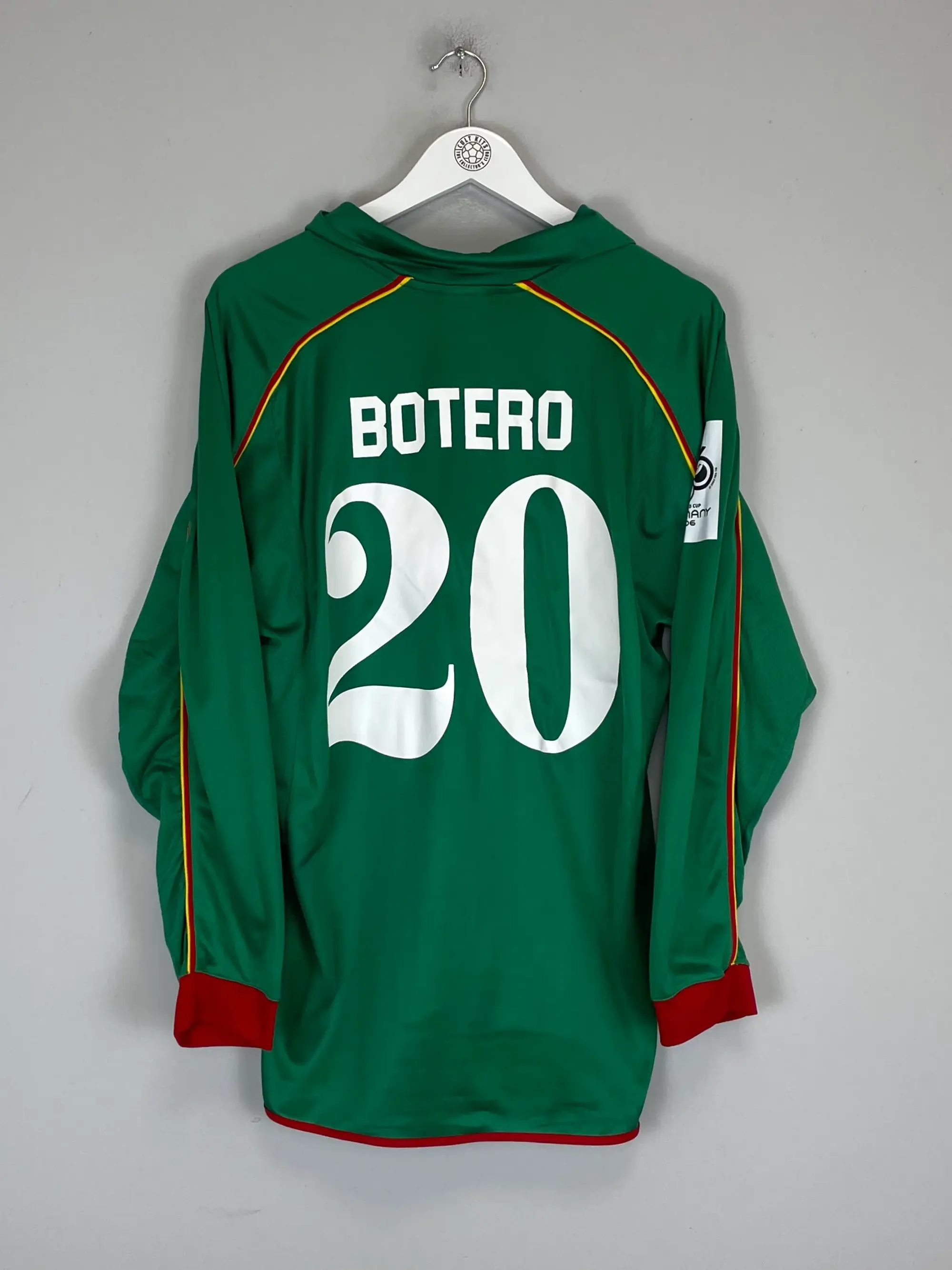 CULT KITS - 2004/06 BOLIVIA BOTERO #20 L/S HOME SHIRT (M) ATLETICA