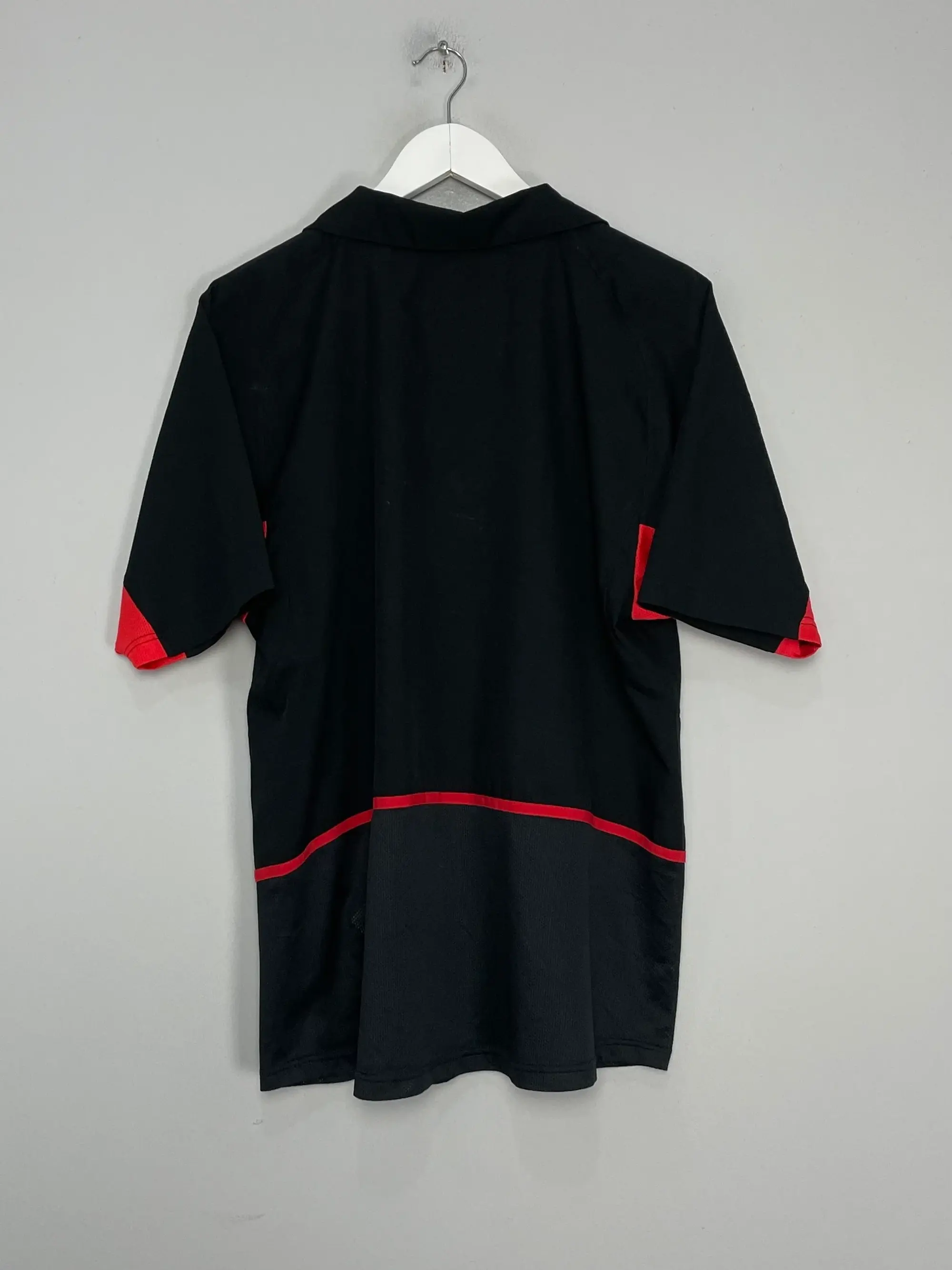 CULT KITS - 2002/04 BELGIUM AWAY SHIRT (L) NIKE