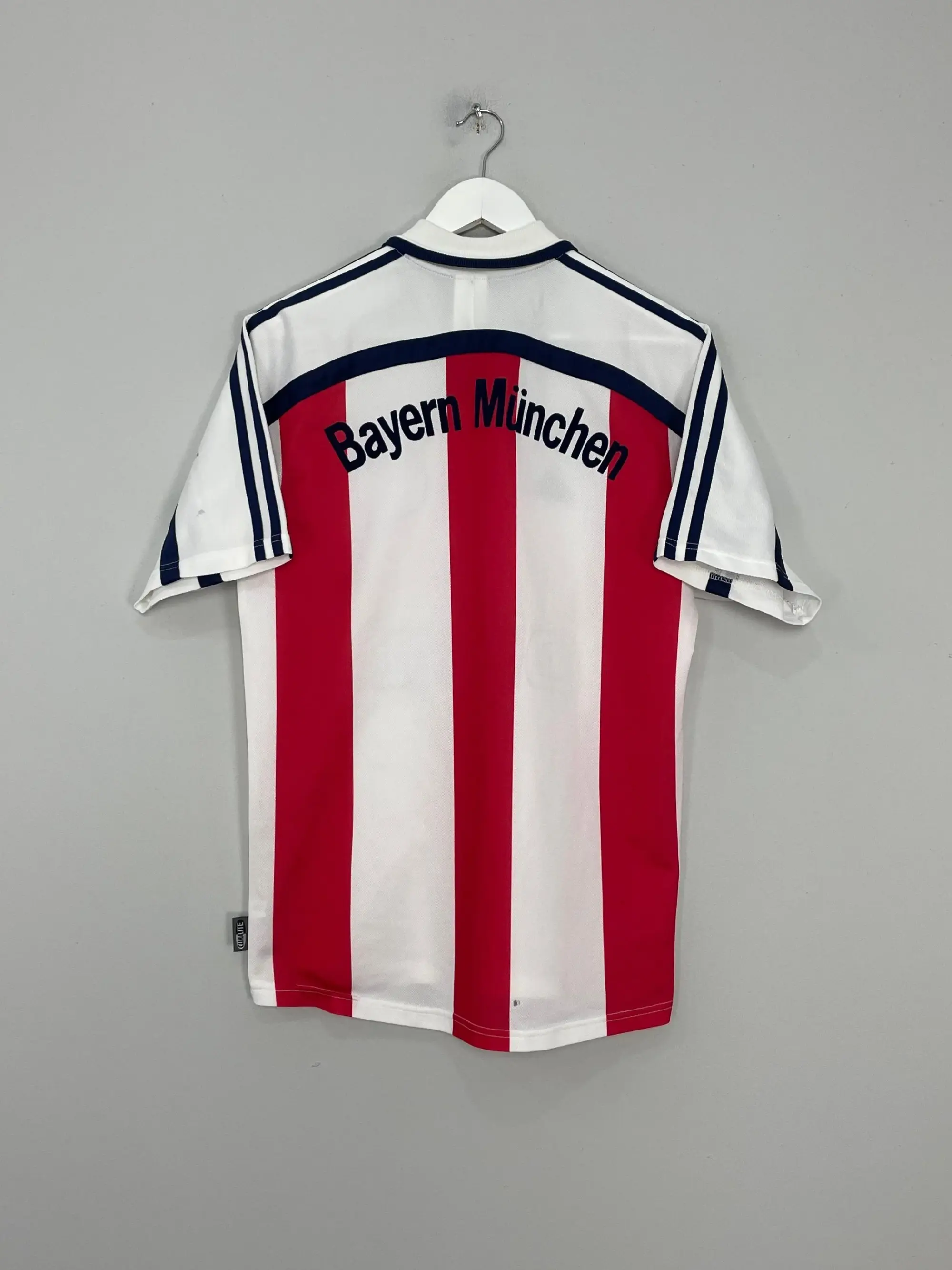 CULT KITS - 2000/02 BAYERN MUNICH AWAY SHIRT (S) ADIDAS