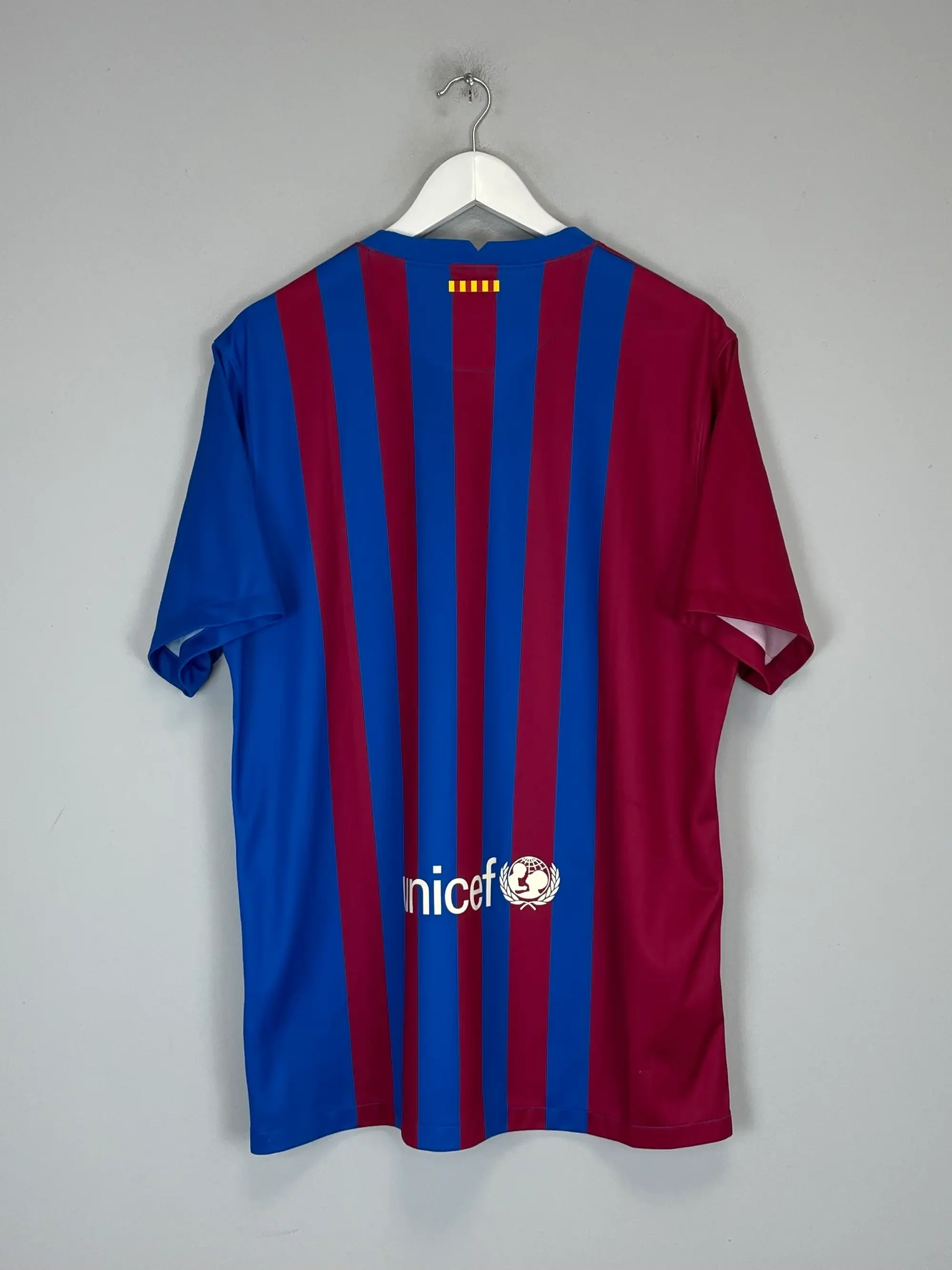 CULT KITS - 2021/22 BARCELONA HOME SHIRT (M) NIKE