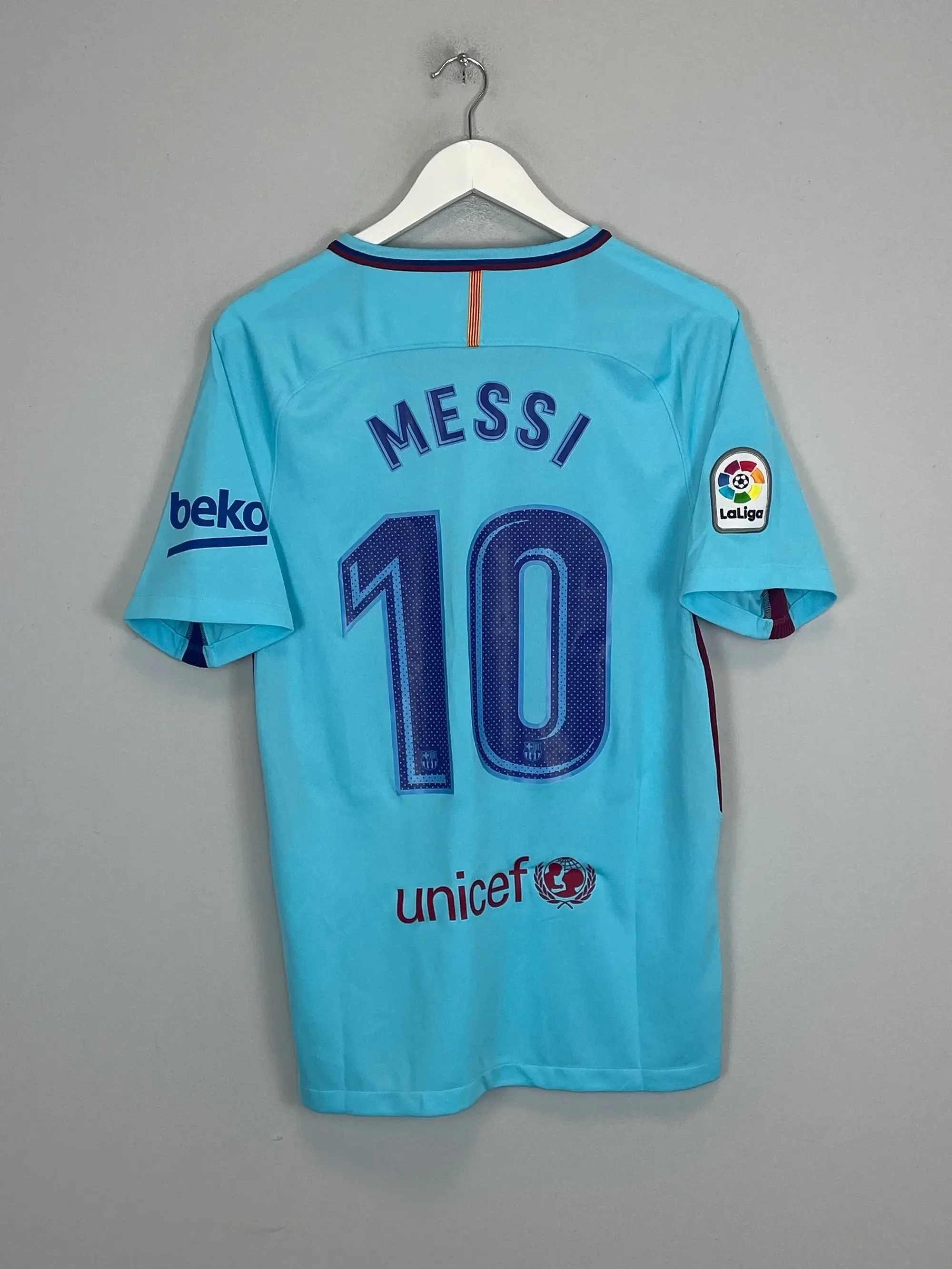 CULT KITS - 2017/18 BARCELONA MESSI #10 AWAY SHIRT (S) NIKE