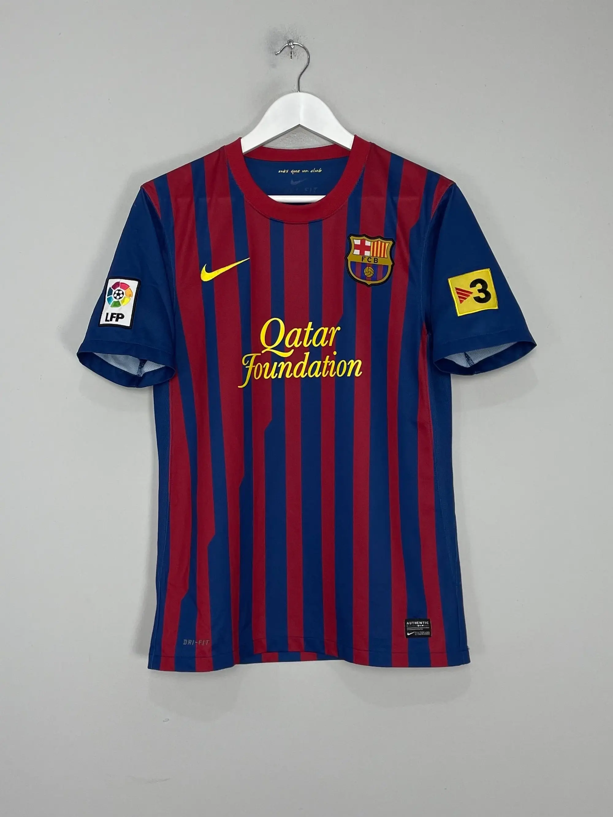 CULT KITS - 2011/12 BARCELONA DAVID VILLA #7 HOME SHIRT (S) NIKE