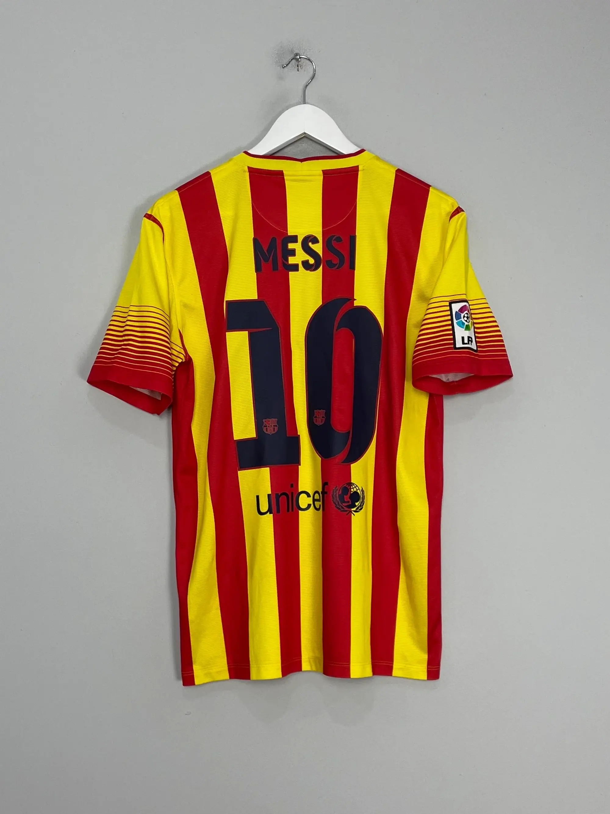 CULT KITS - 2013/14 BARCELONA MESSI #10 AWAY SHIRT (M) NIKE