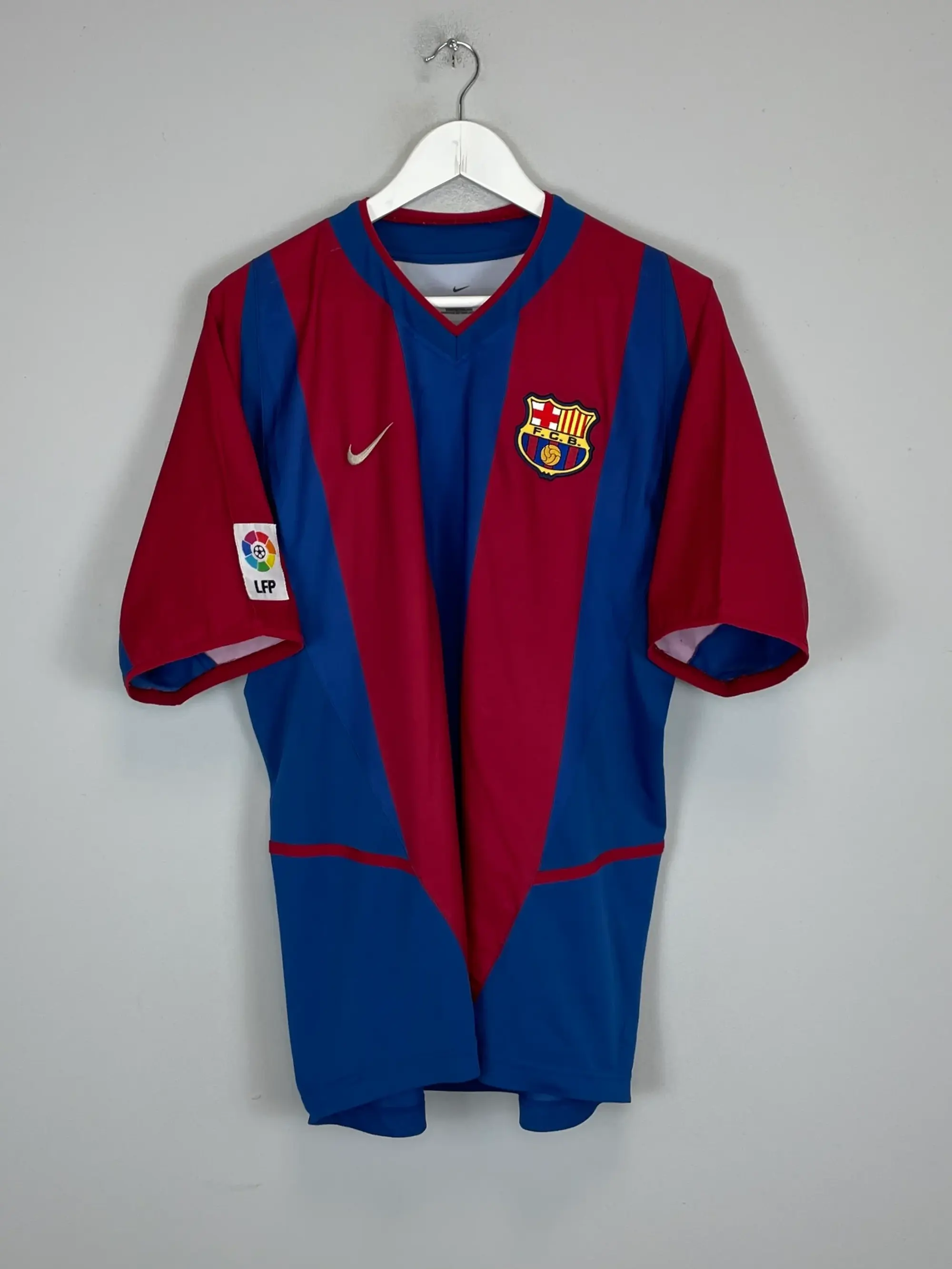 CULT KITS - 2002/03 BARCELONA XAVI #6 HOME SHIRT (XL) NIKE