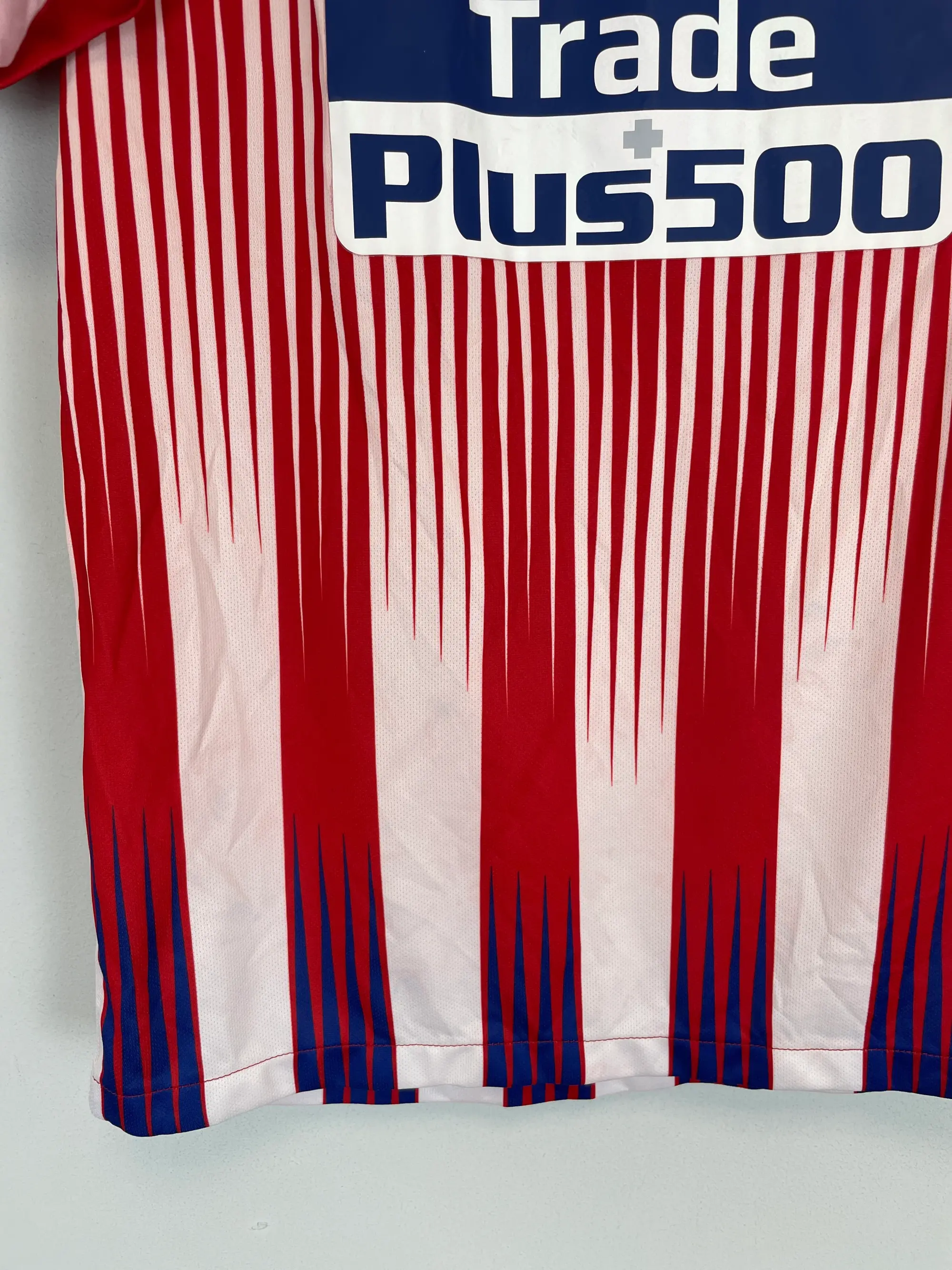 CULT KITS - 2018/19 ATLETICO MADRID HOME SHIRT (S) NIKE