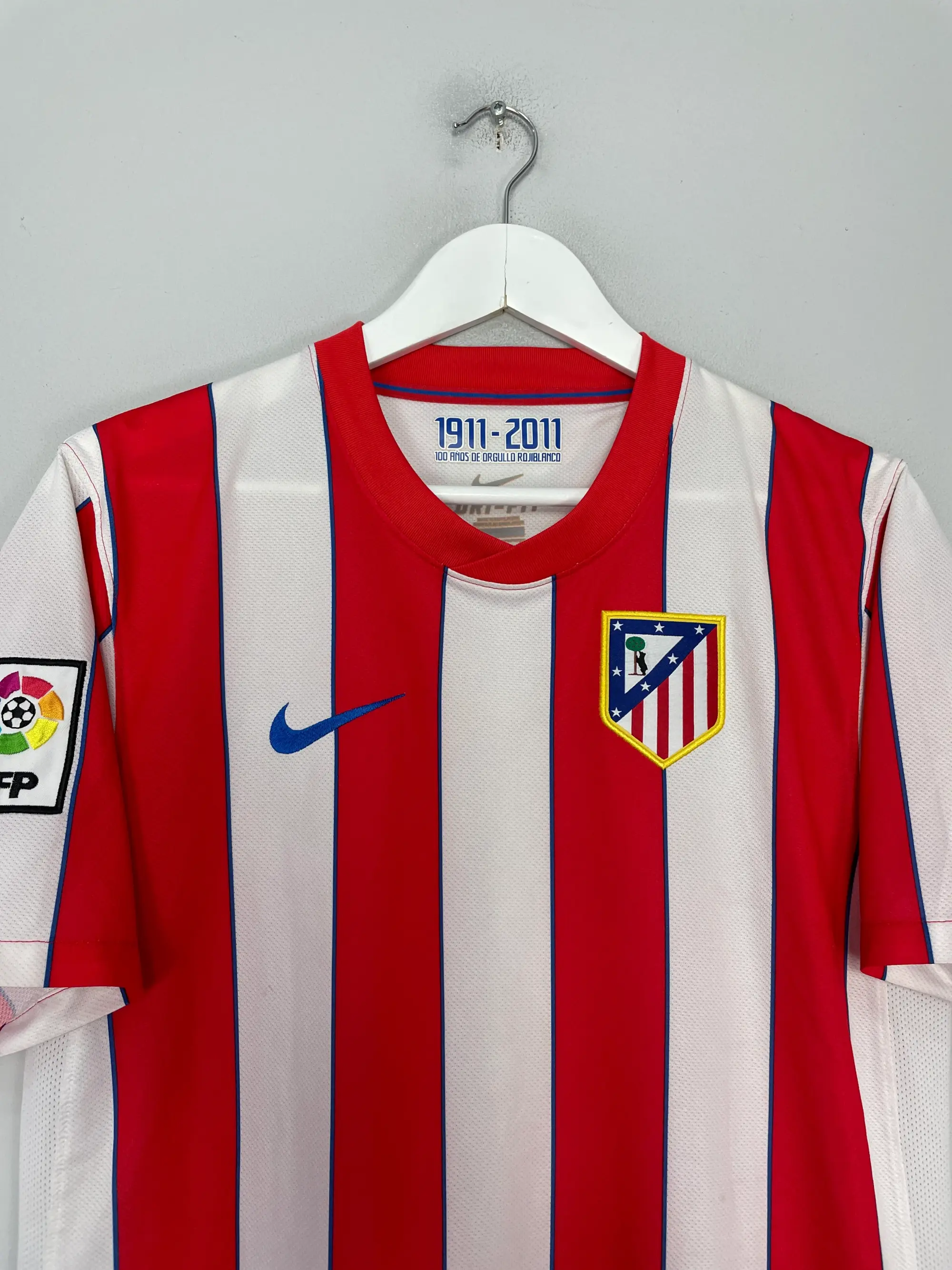 CULT KITS - 2011/12 ATLETICO MADRID DIEGO #21 HOME SHIRT (M) NIKE