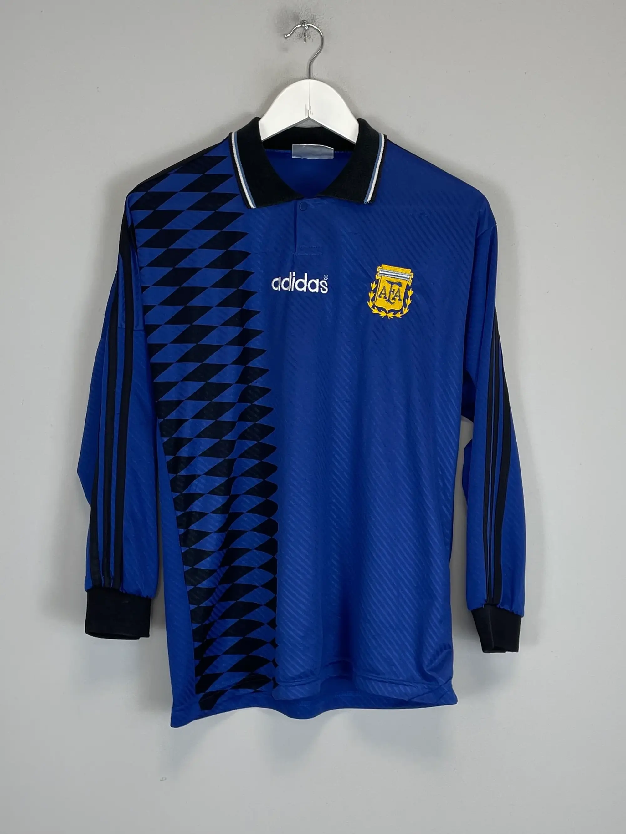 CULT KITS - 1987/91 ATLETICO CLUBE DE PORTUGAL #6 HOME SHIRT (L) ADIDAS