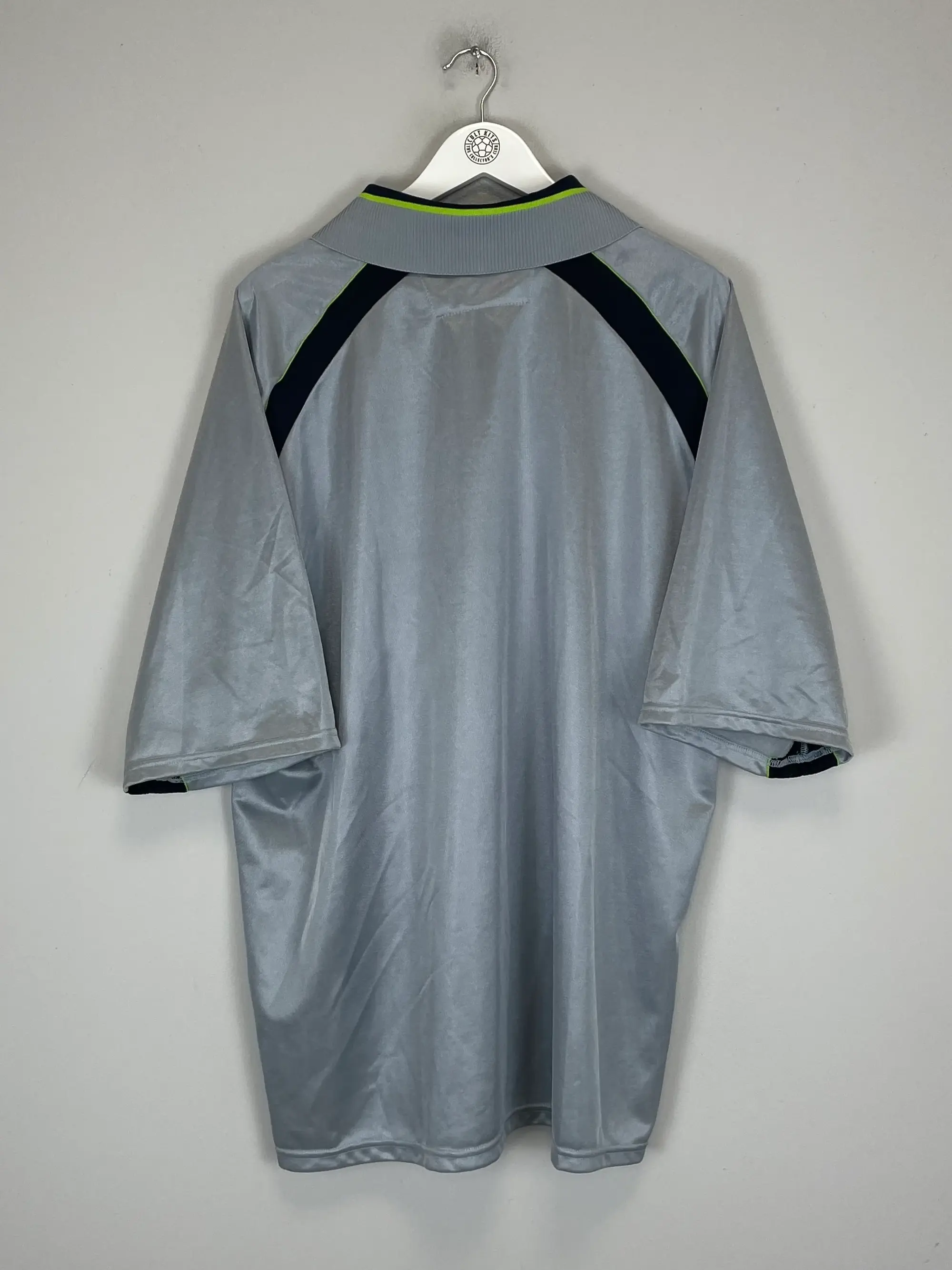 CULT KITS - 2001/02 ASTON VILLA AWAY SHIRT (XXL) DIADORA
