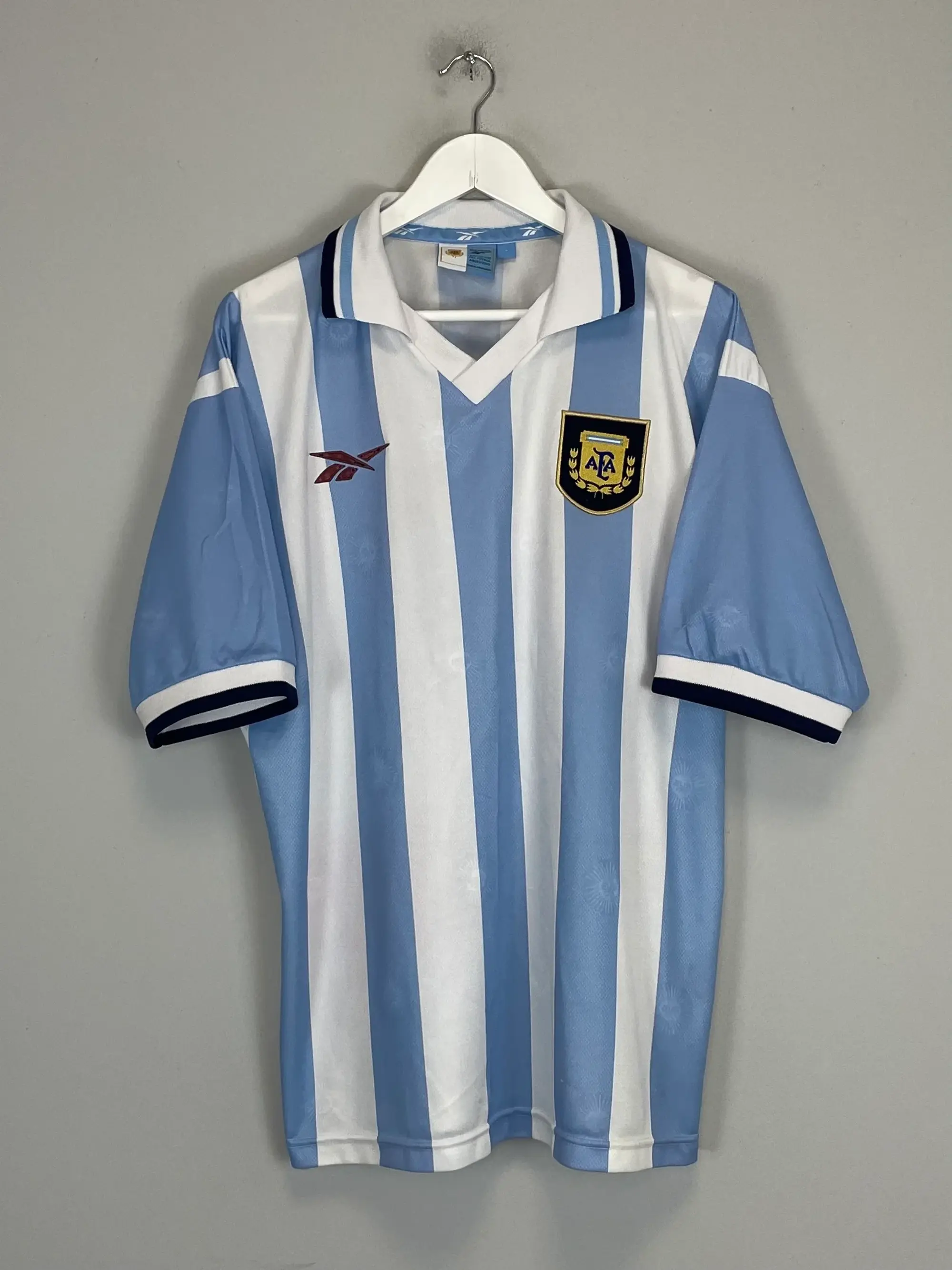 CULT KITS - 1999/00 ARGENTINA HOME SHIRT (L) REEBOK