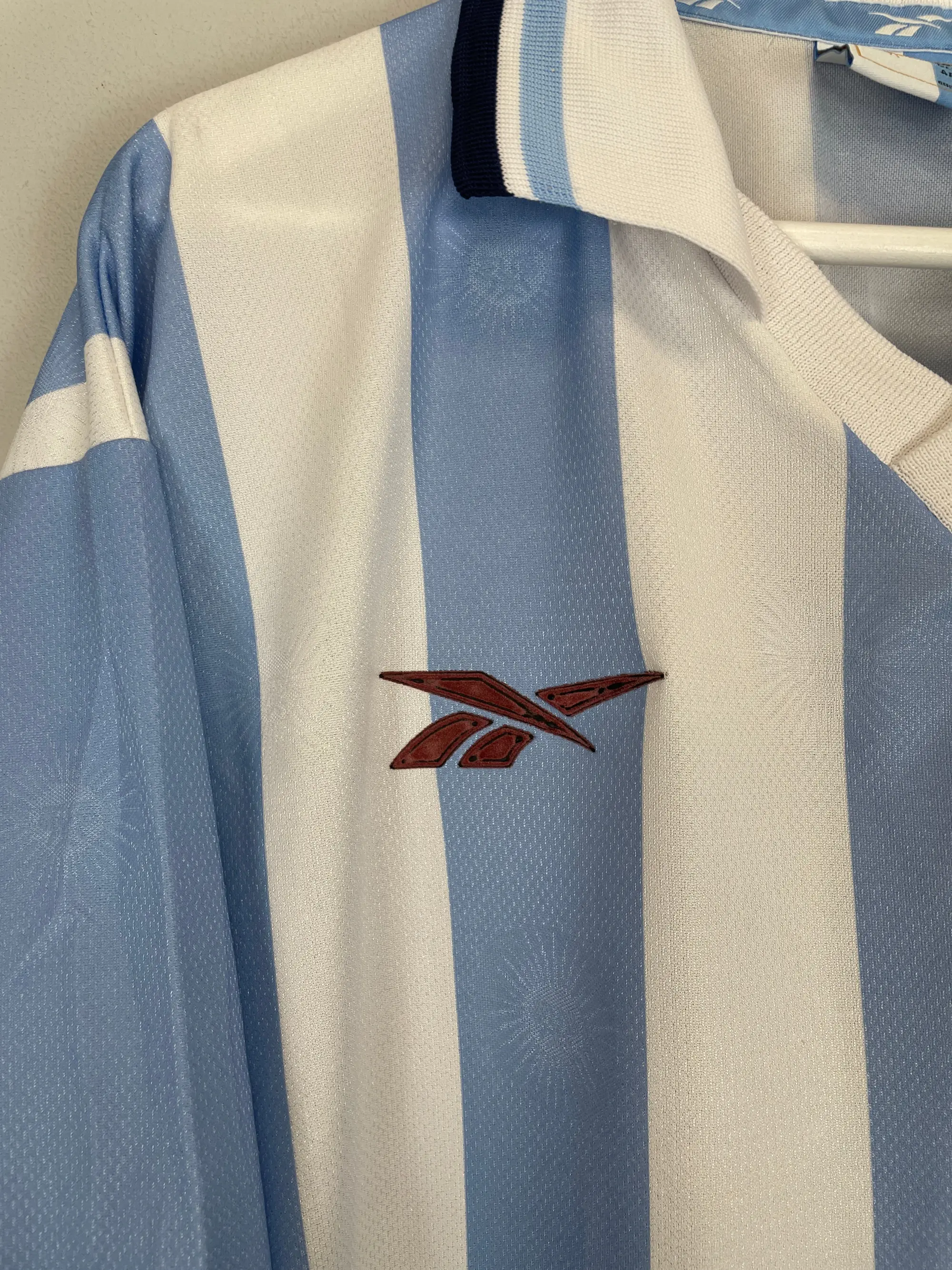 CULT KITS - 1999/00 ARGENTINA HOME SHIRT (L) REEBOK