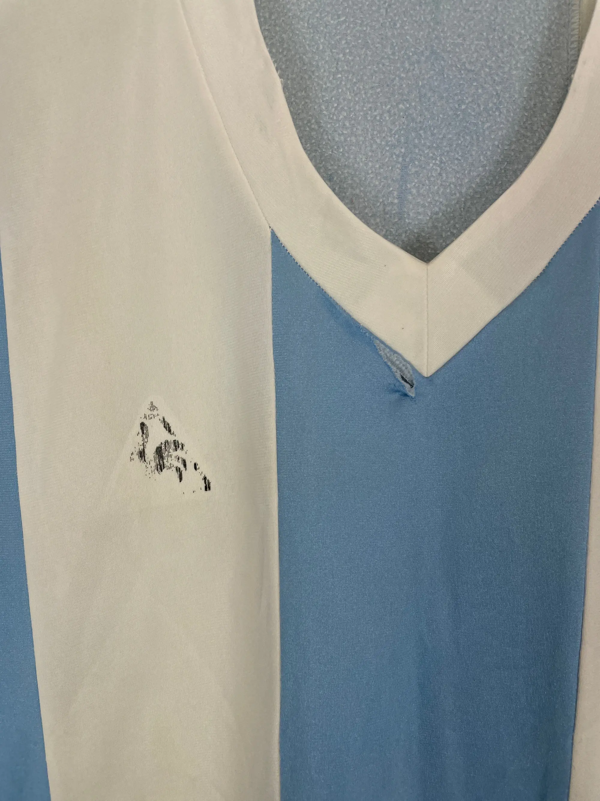 CULT KITS - 1980/82 ARGENTINA HOME SHIRT (M) LE COQ