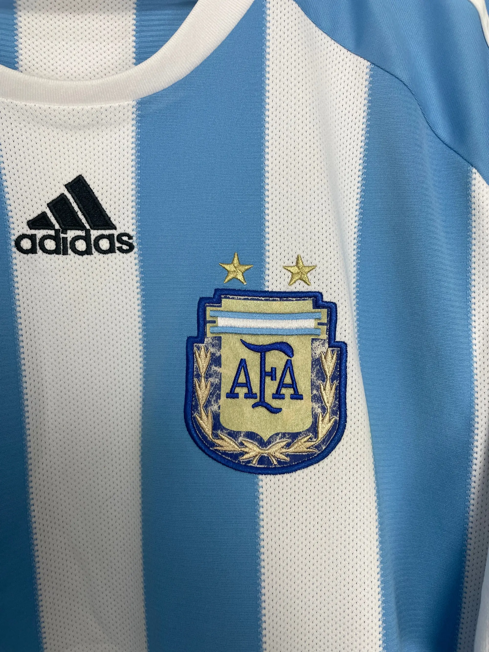 CULT KITS - 2011/12 ARGENTINA MESSI #10 HOME SHIRT (XL) ADIDAS