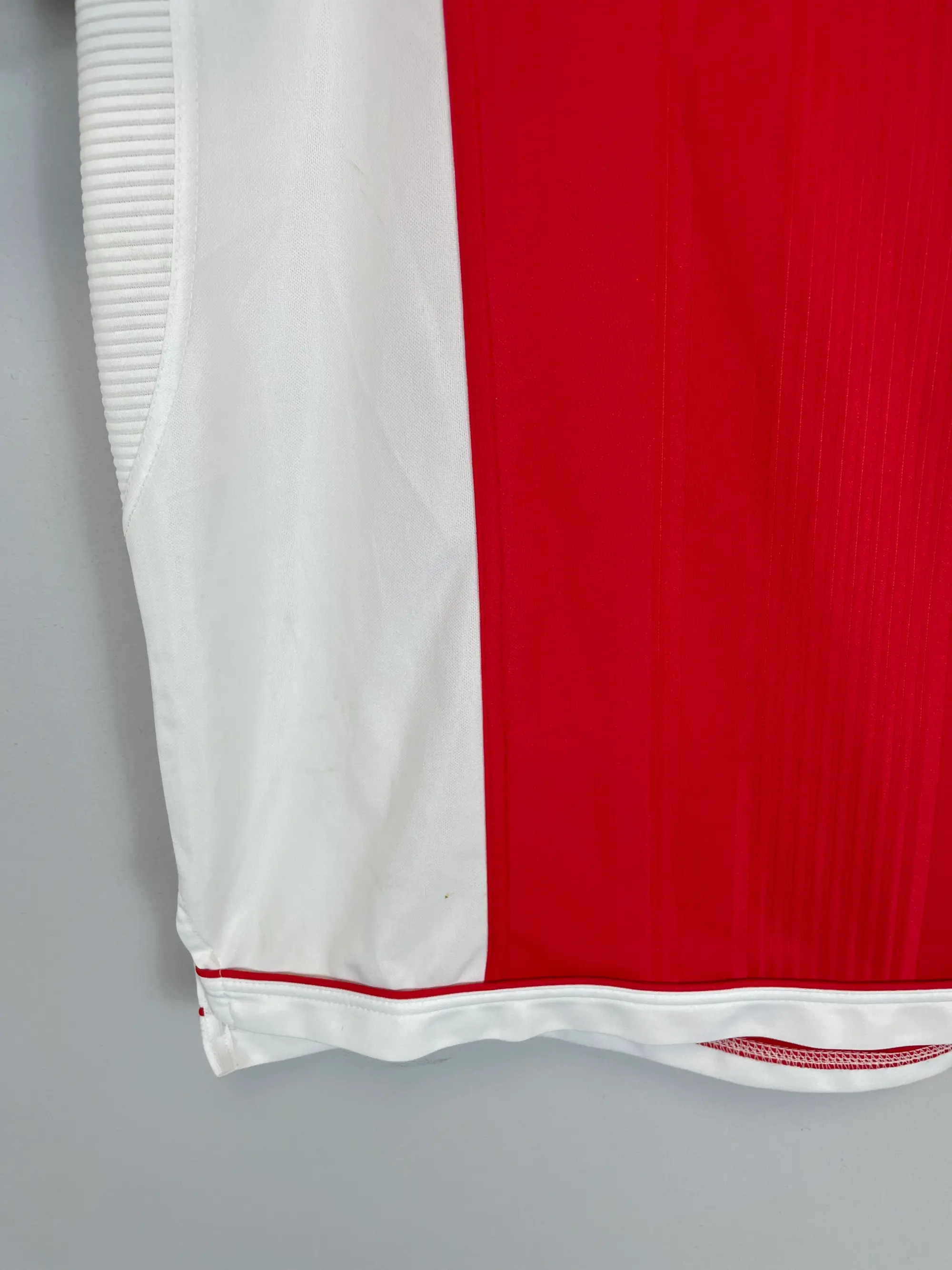 CULT KITS - 1999/00 AJAX HOME SHIRT (XL) UMBRO