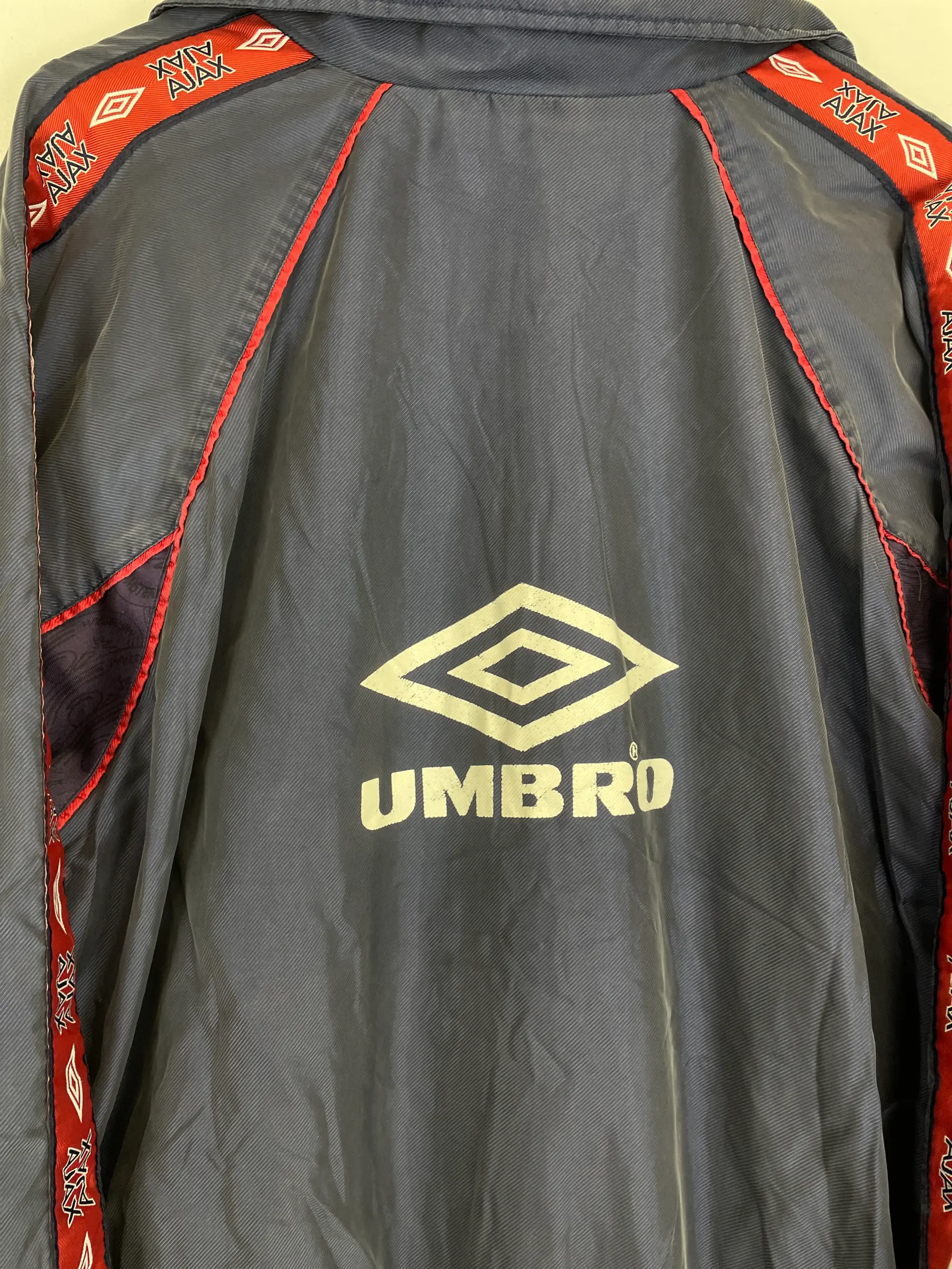 CULT KITS - 1997/98 AJAX TRACK JACKET (XL) UMBRO