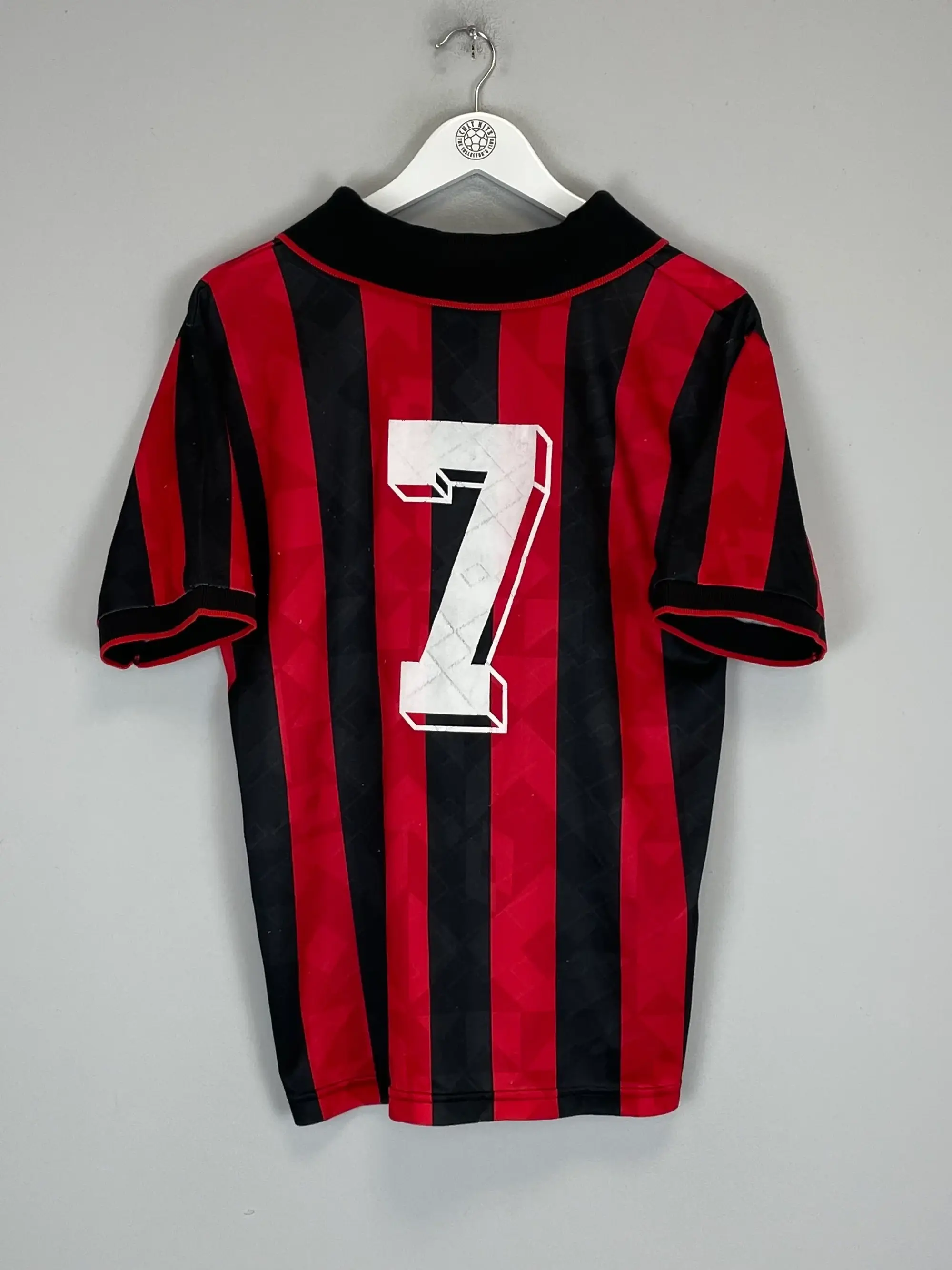 CULT KITS - 1994/95 AC MILAN #7 HOME SHIRT (M) LOTTO
