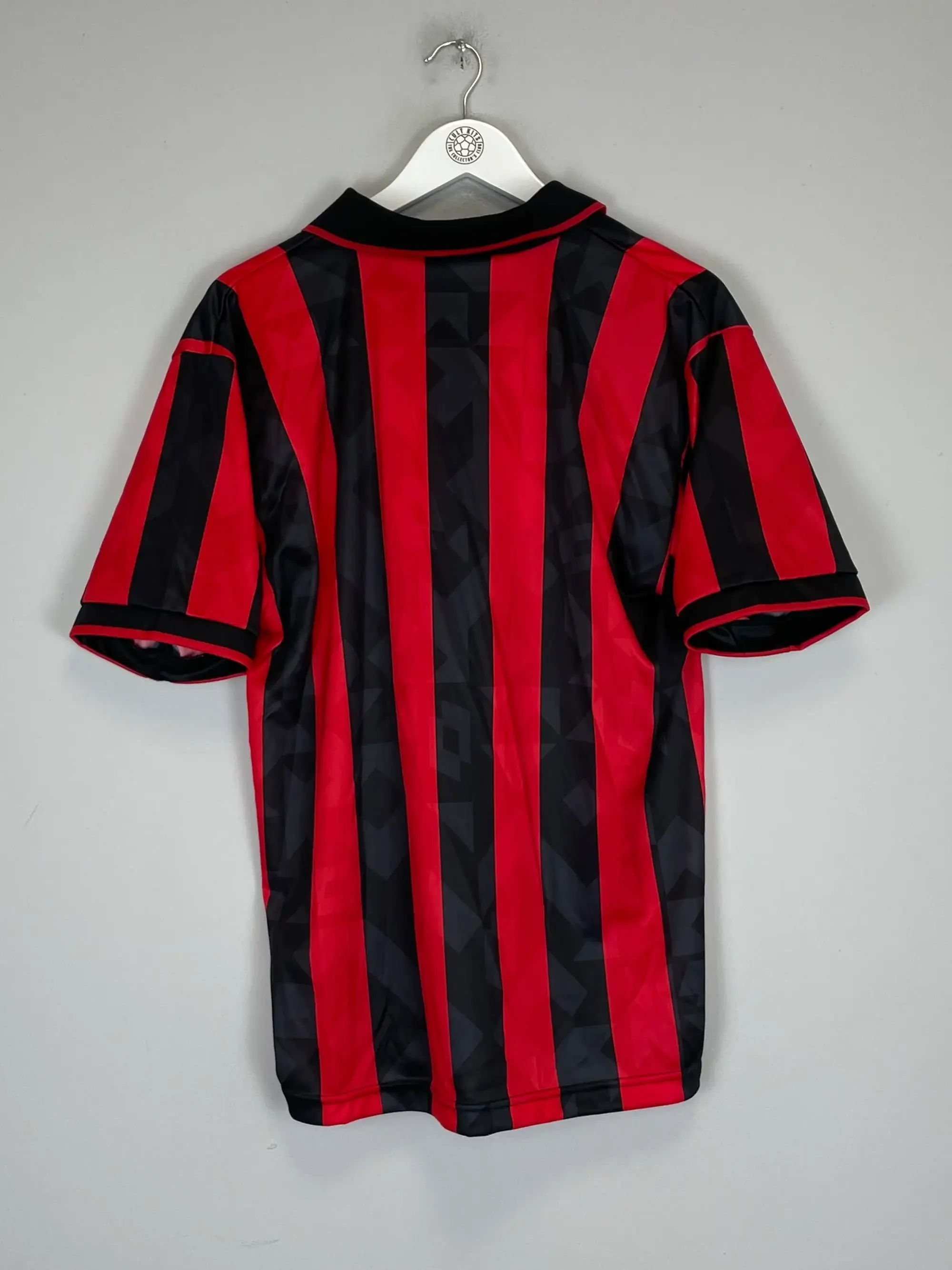 CULT KITS - 1993/94 AC MILAN *BNWT* HOME SHIRT (L) LOTTO