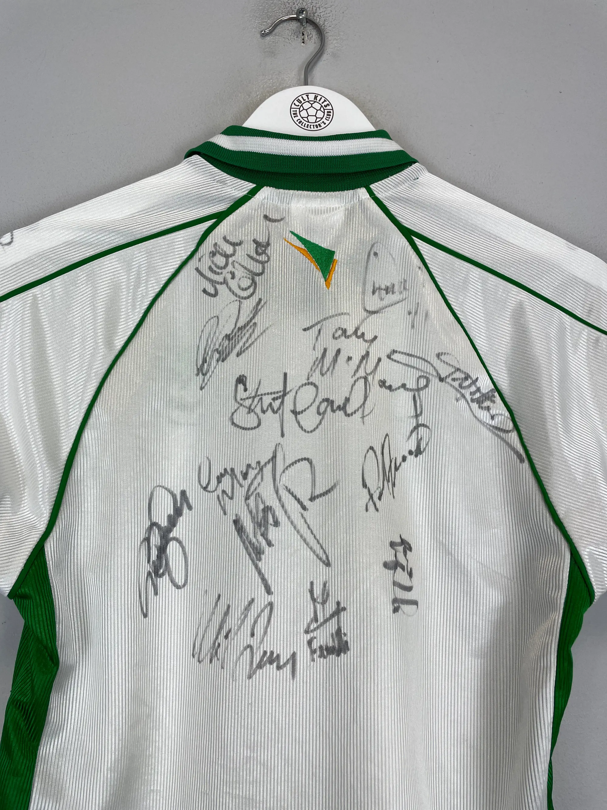 2000/01 HIBERNIAN *SIGNED* AWAY SHIRT (L.KIDS) LE COQ | Cult Kits