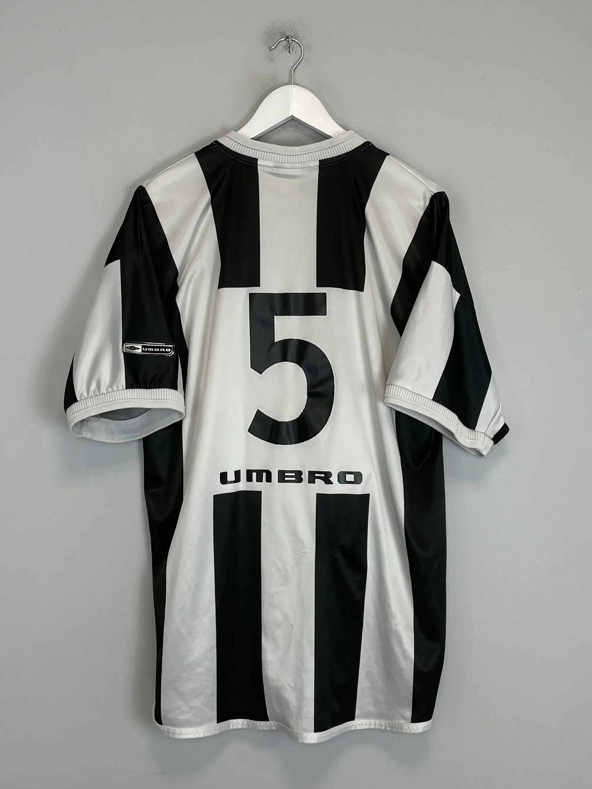 CULT KITS - 2001 SANTOS #5 AWAY SHIRT (XL) UMBRO