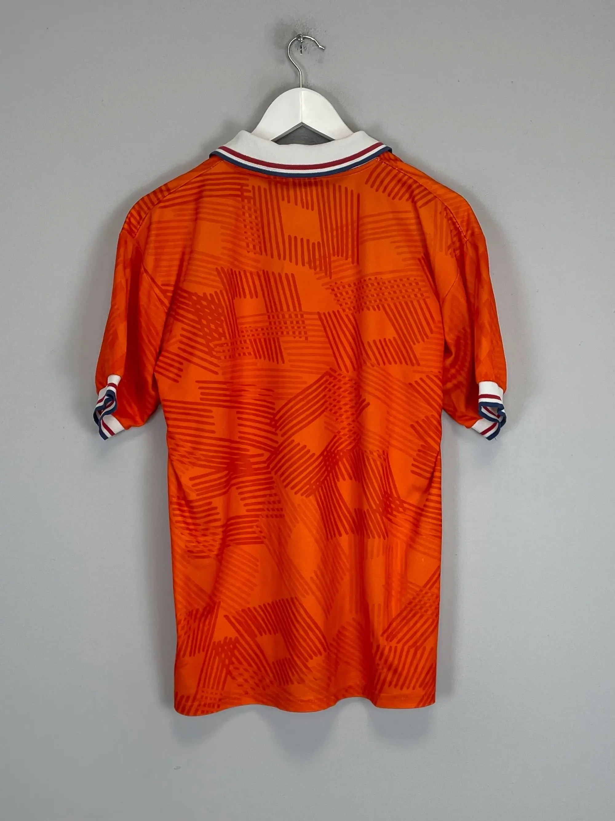 CULT KITS - 1992/94 NETHERLANDS HOME SHIRT (S) LOTTO