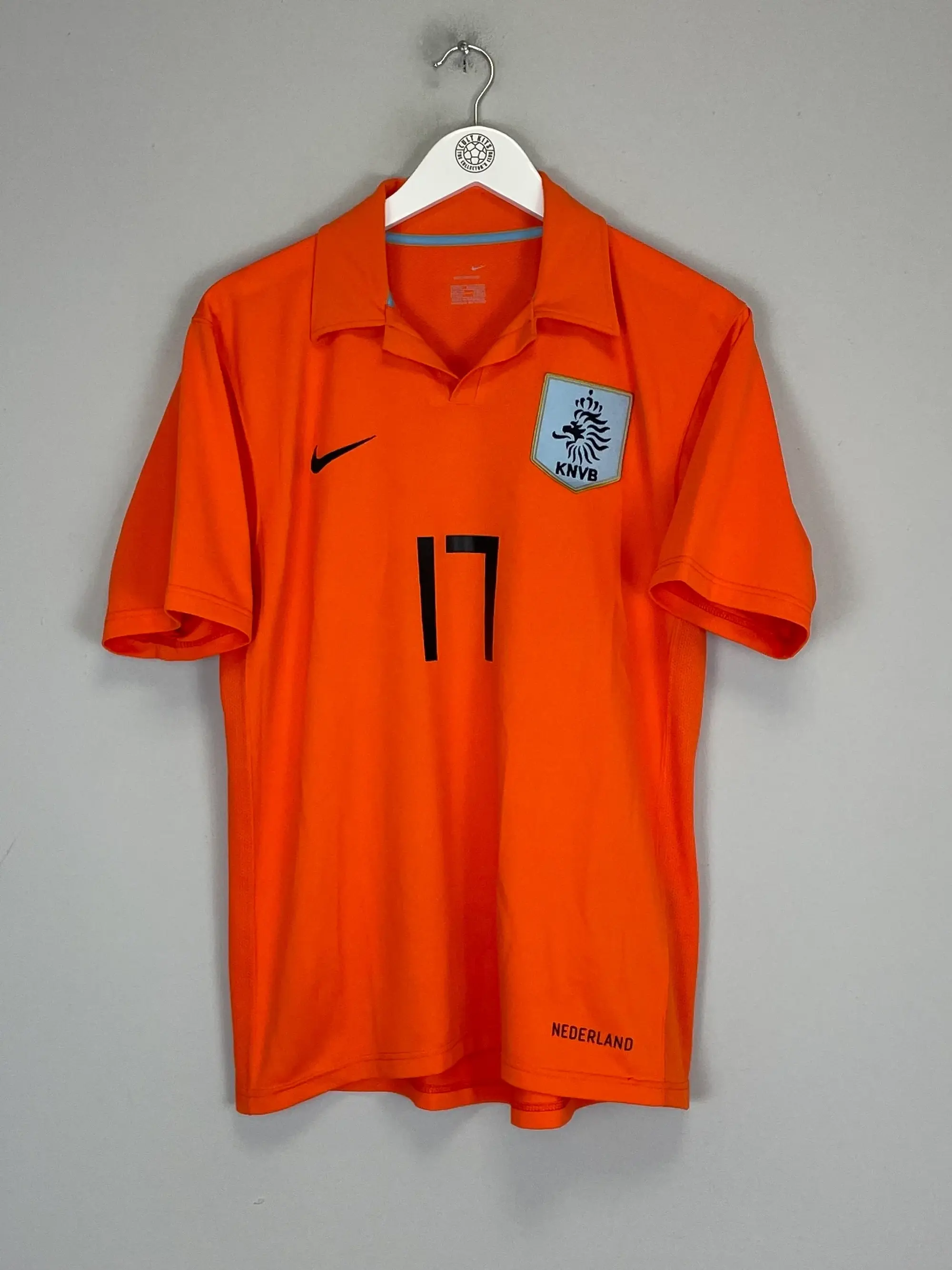 CULT KITS - 2006/08 NETHERLANDS V.PERSIE #17 HOME SHIRT (M) NIKE