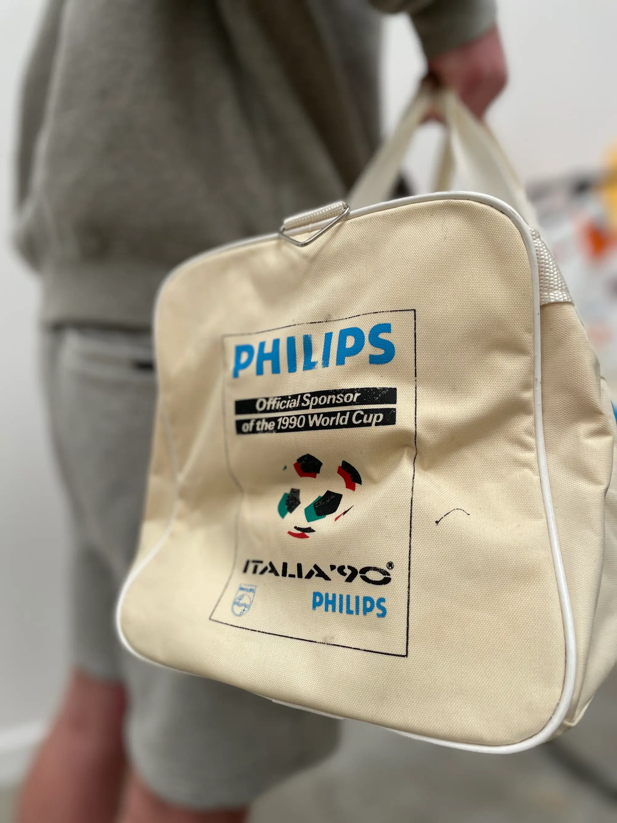 1990 ITALY PHILLIPS WORLD CUP KIT BAG  | Cult Kits