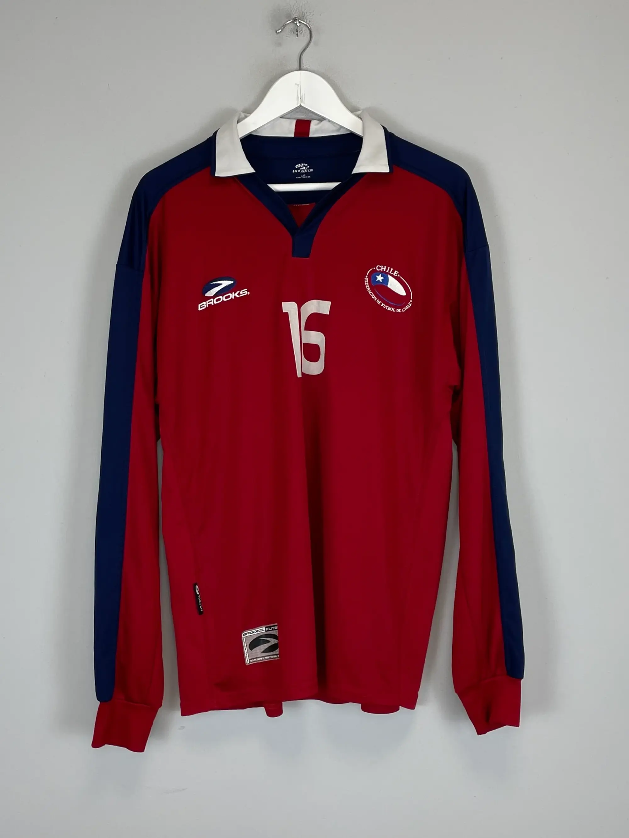 CULT KITS - 2004/05 CHILE #16 L/S HOME SHIRT (L) BROOKS