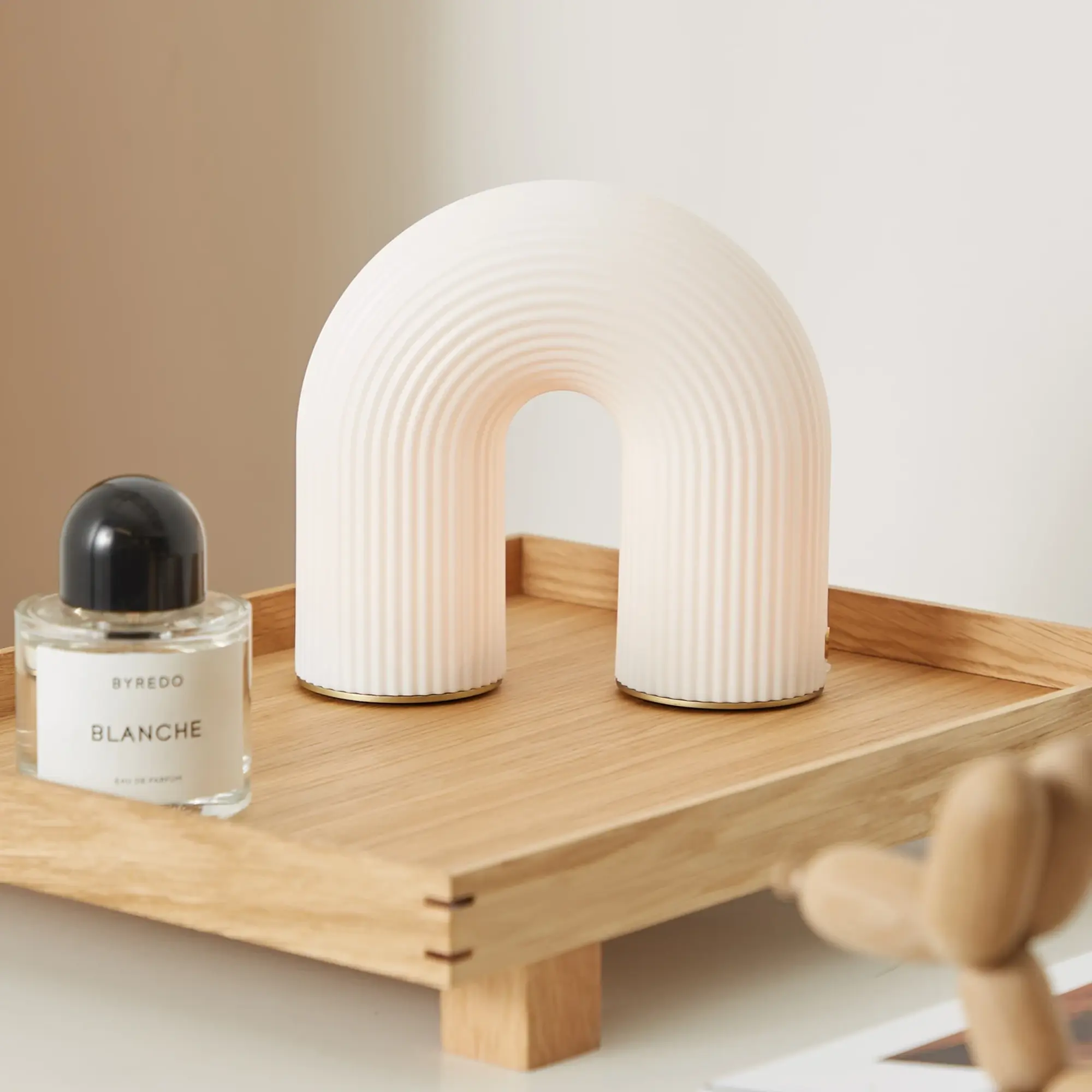 ferm LIVING Vuelta Portable Lamp White