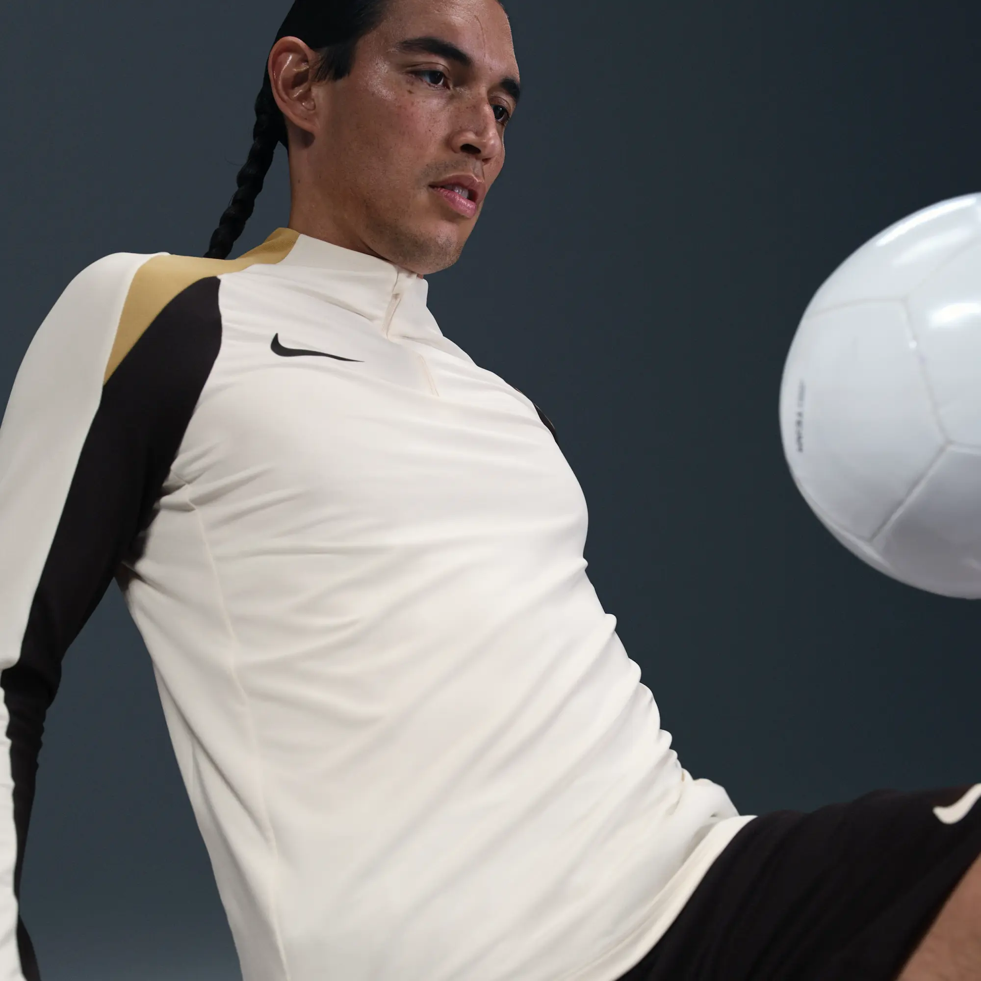 Nike Strike Men's Dri-FIT Football 1/2-Zip Drill Top - Brown - Polyester/Elastane