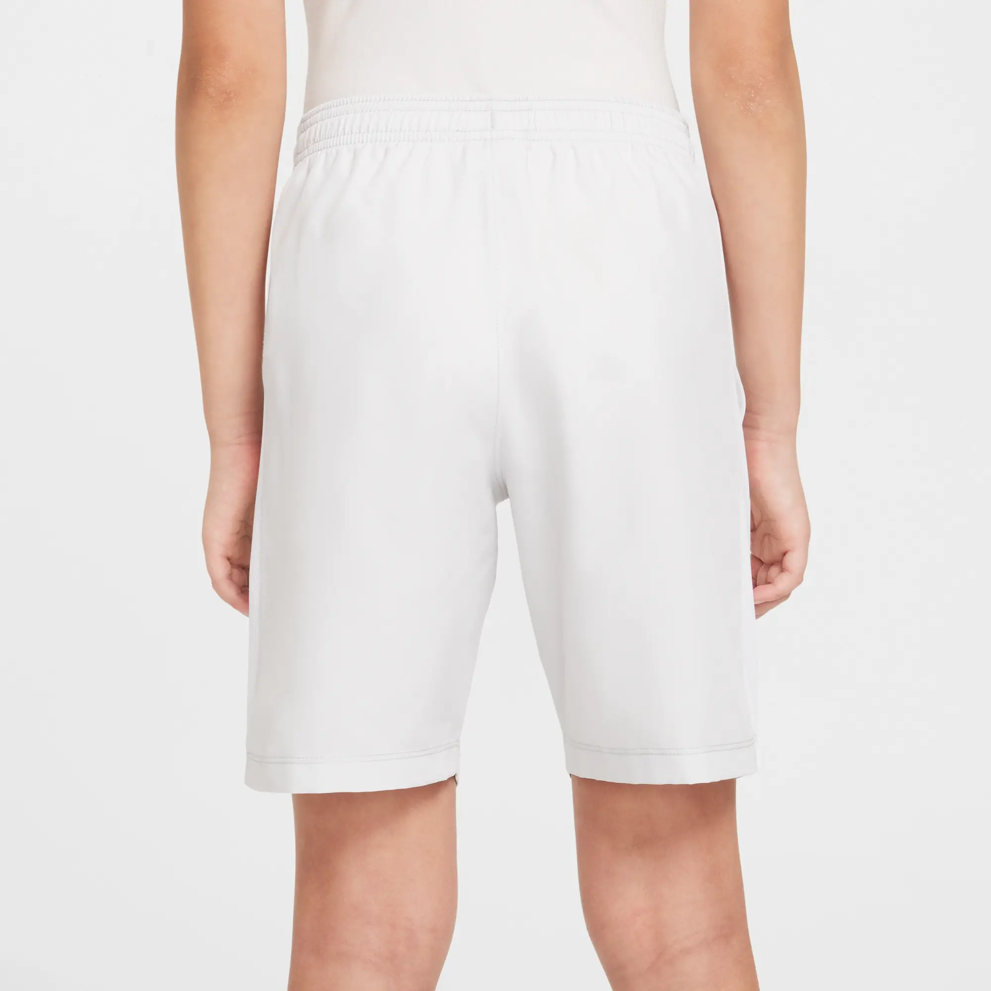 Nike Academy Older Kids' Football Shorts - Grey - Polyester