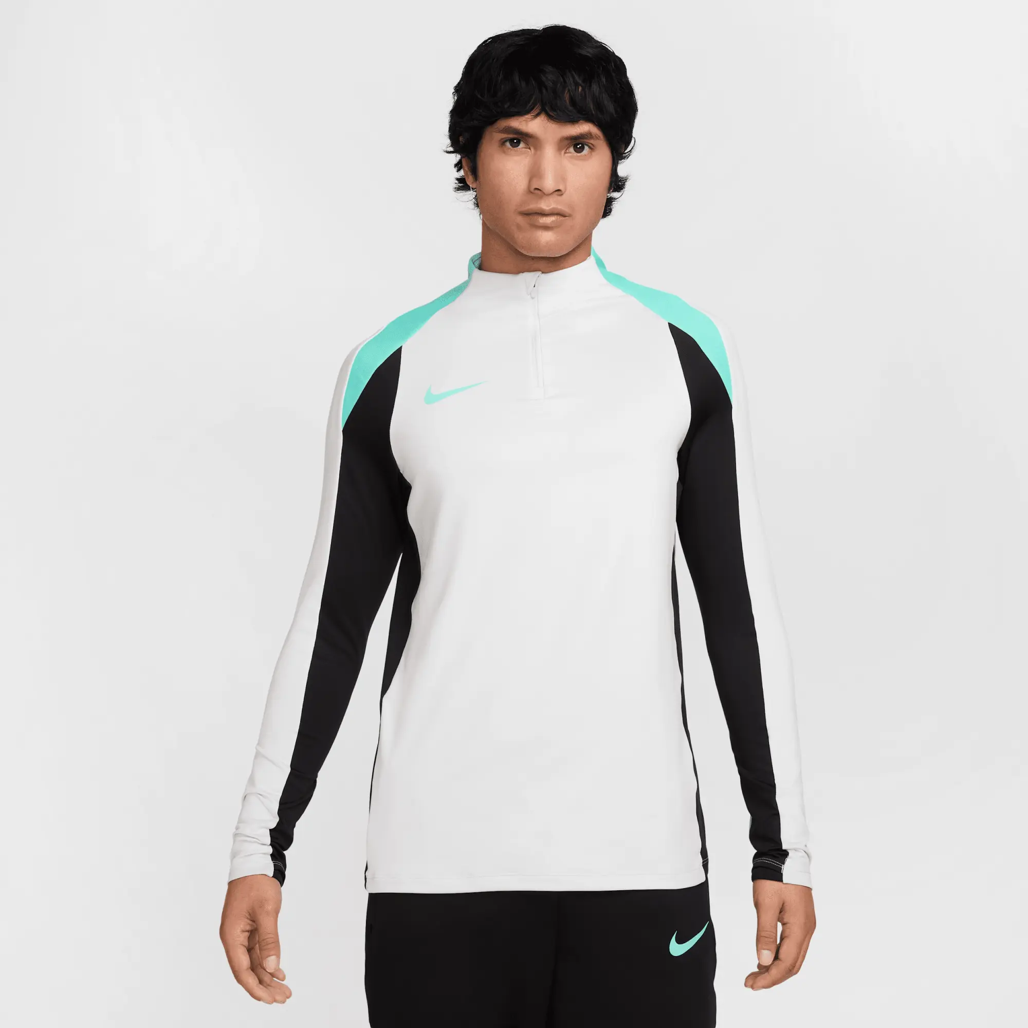 Nike Strike Men's Dri-FIT Football 1/2-Zip Drill Top - Grey - Polyester/Elastane