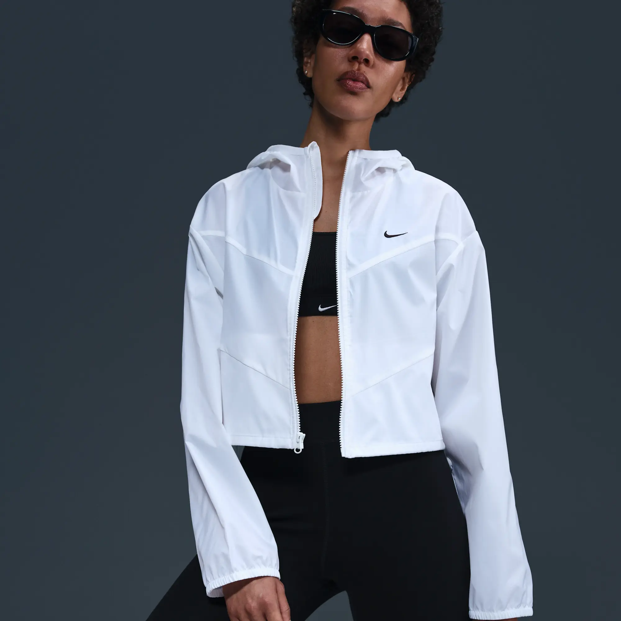 Nike Sportswear Windrunner Women's Loose Woven Hooded Jacket - White - Polyester