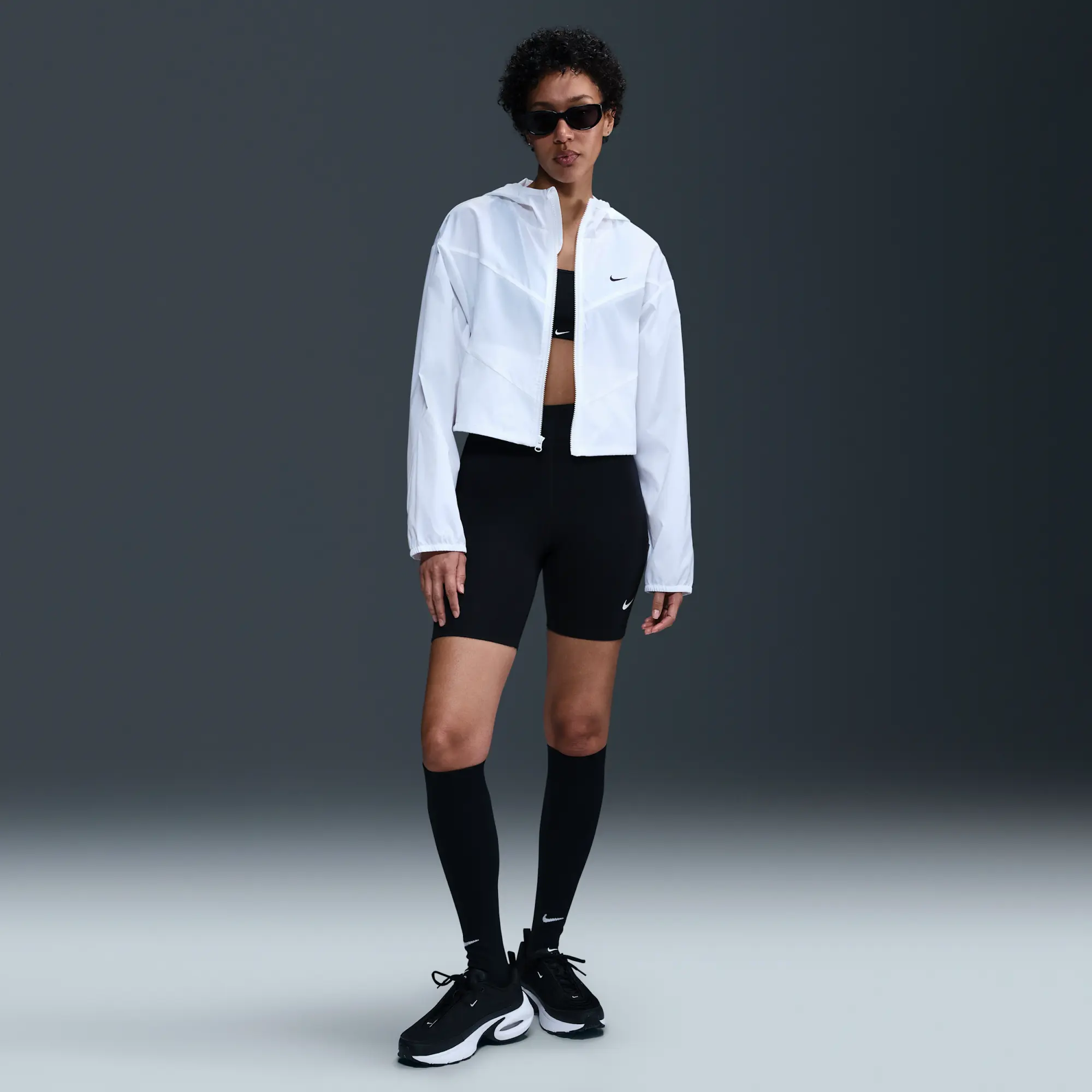 Nike Sportswear Windrunner Women's Loose Woven Hooded Jacket - White - Polyester
