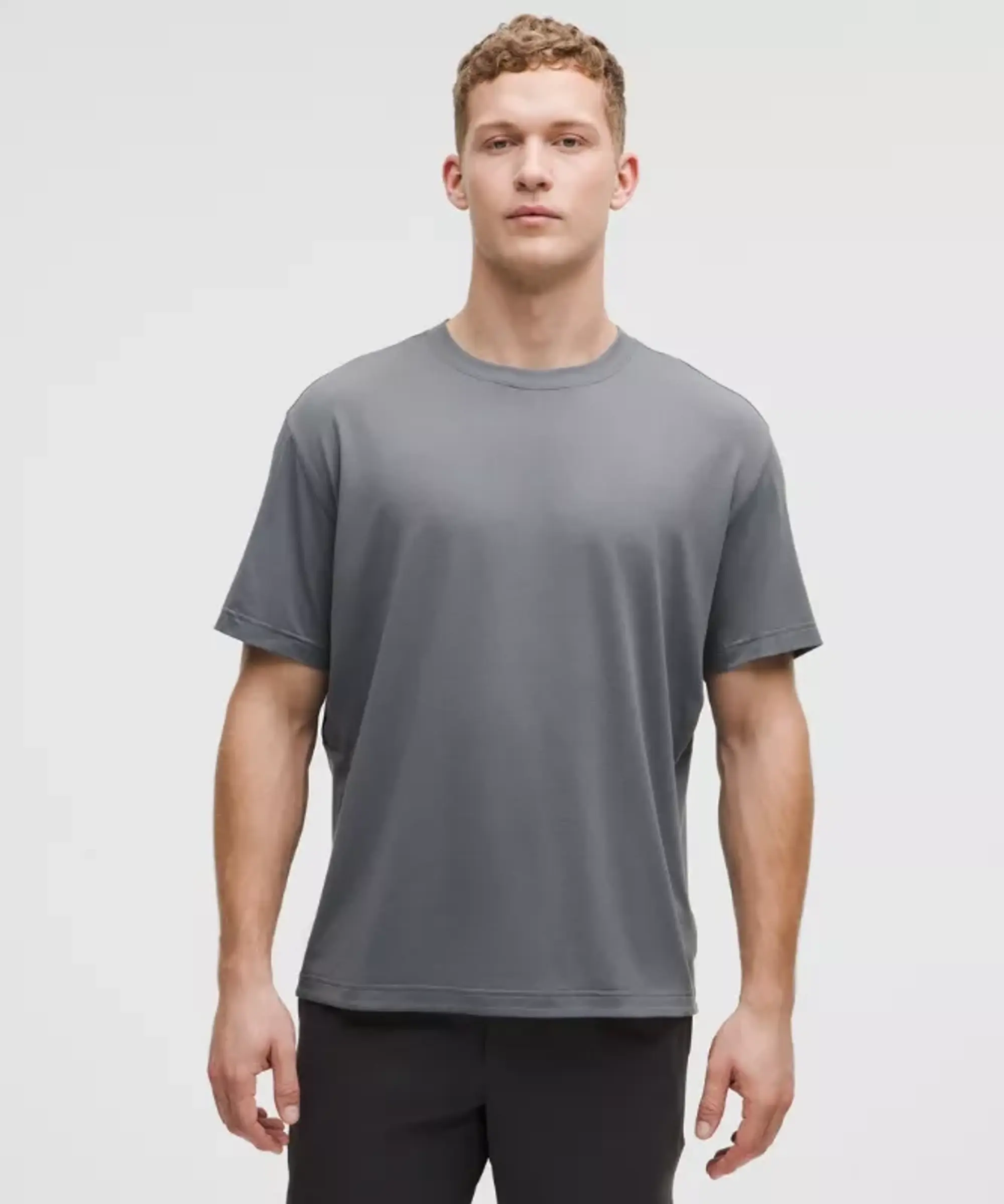 lululemon – Men's EasySet Training Short-Sleeve Shirt – Color Grey – Size 3XL