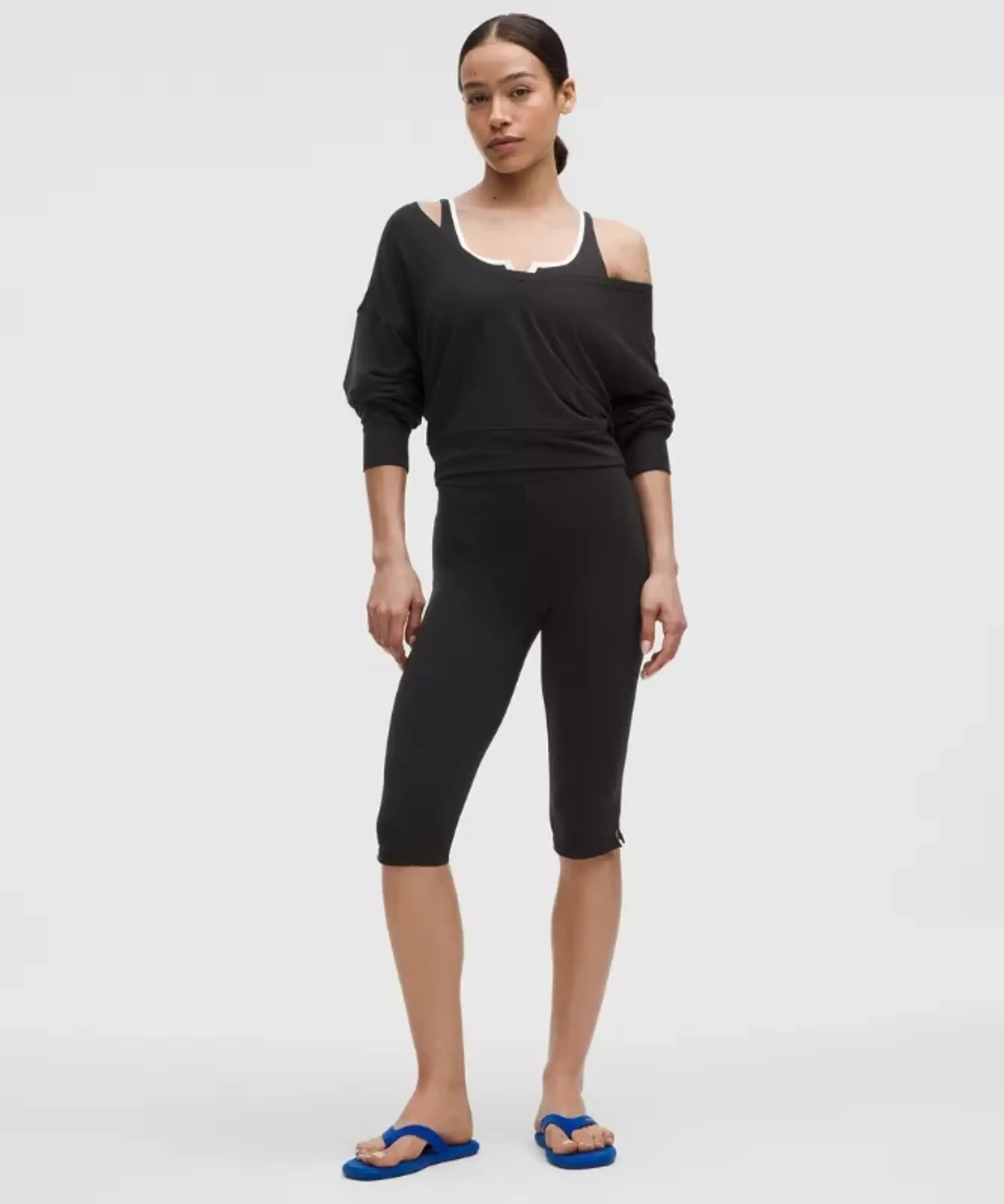lululemon – Women's Groove High-Rise Notched-Hem Crop Leggings – 15" – Color Black – Size 0