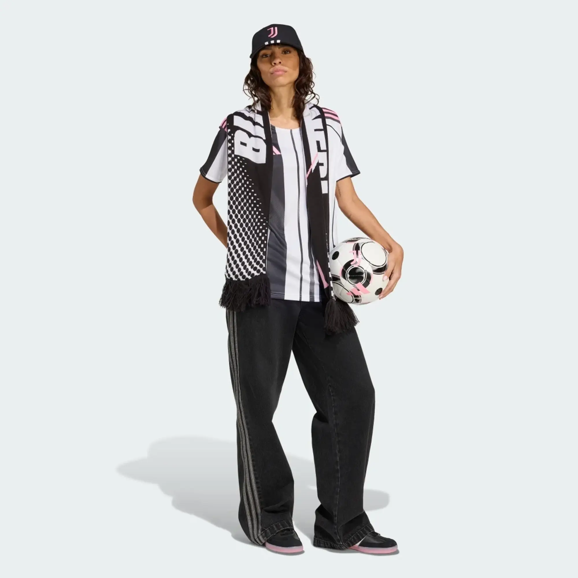 adidas Juventus 25/26 Home Jersey