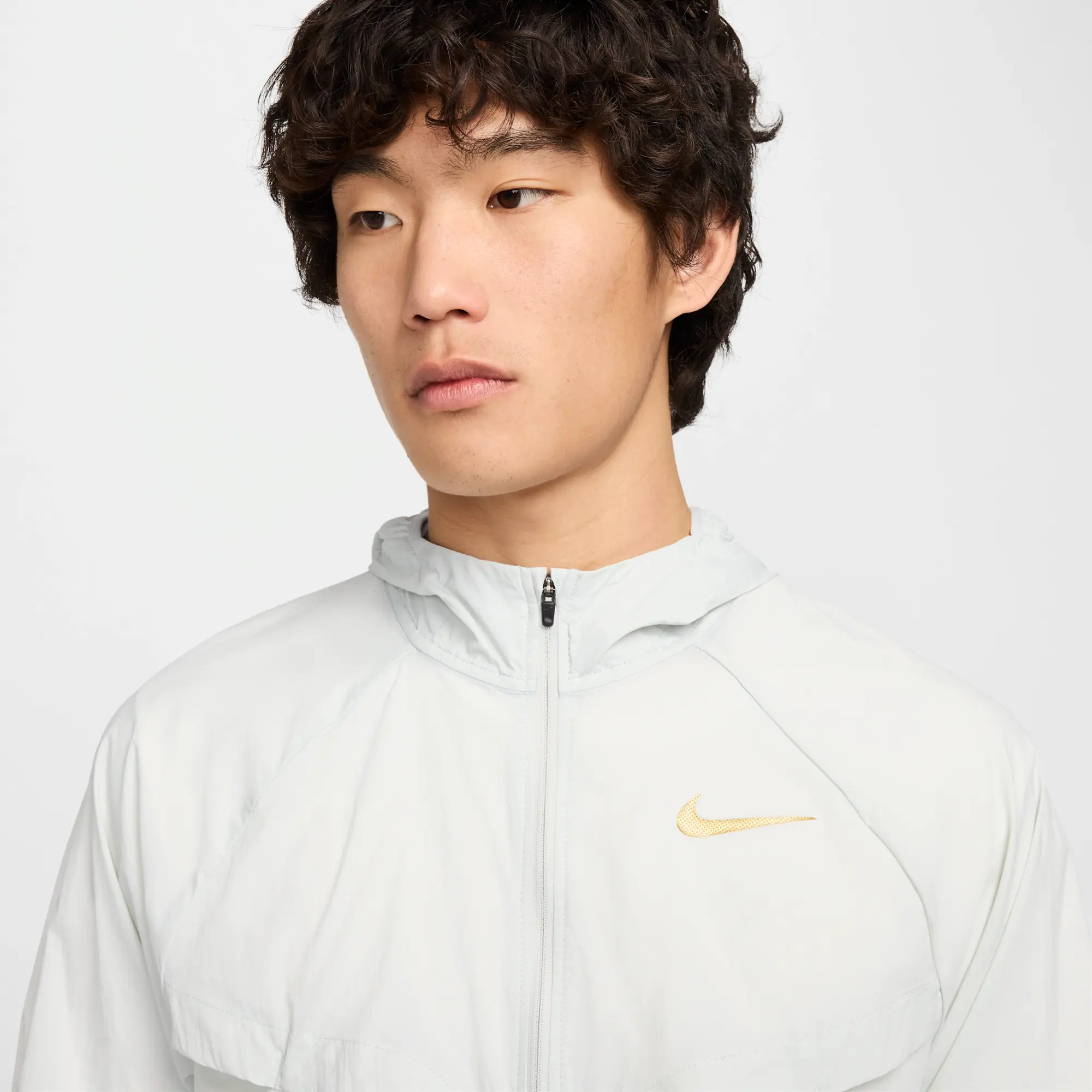 Nike x Jakob Men's Water-Repellent Running Jacket - Light Silver - Recycled Fibres