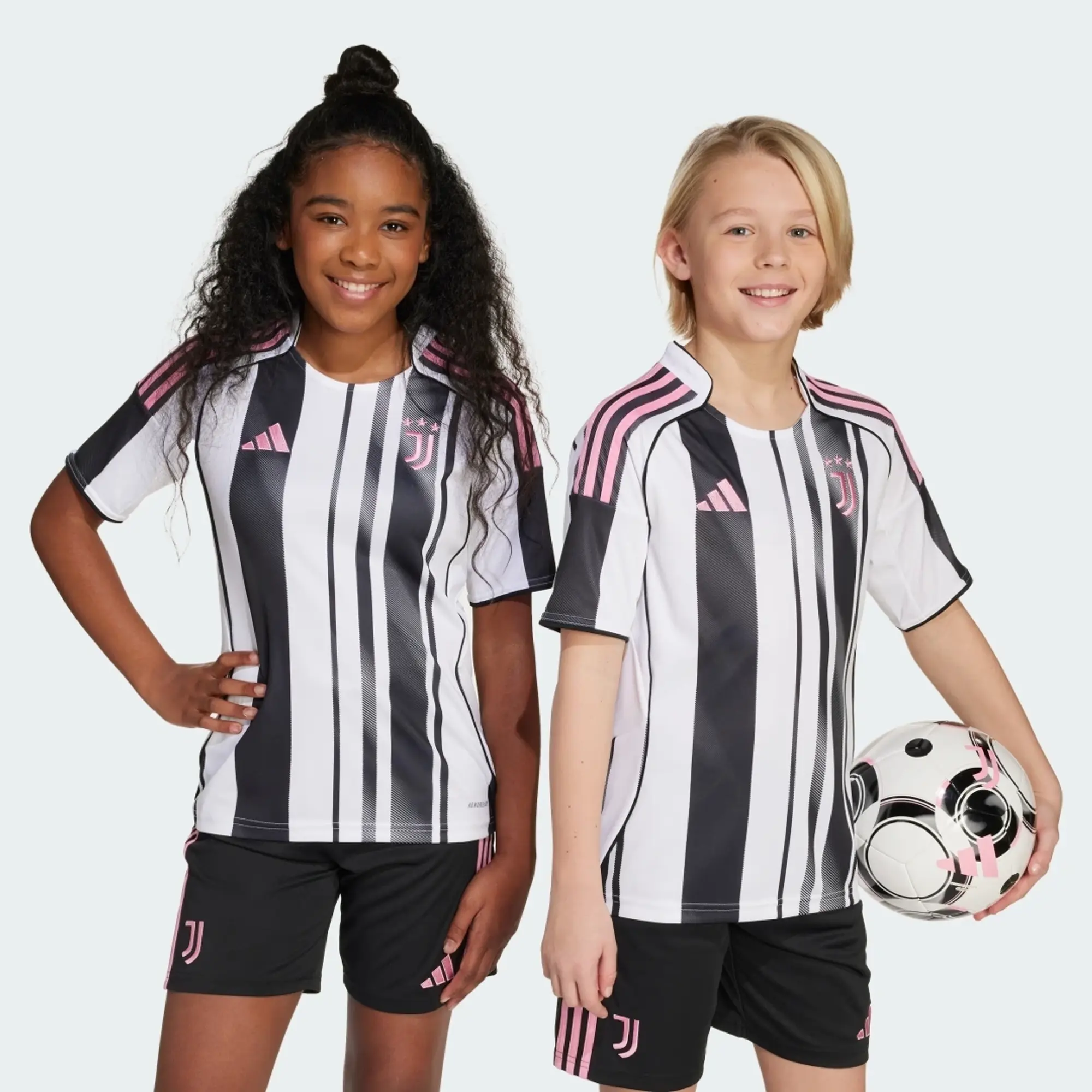 adidas Juventus 25/26 Home Jersey Kids