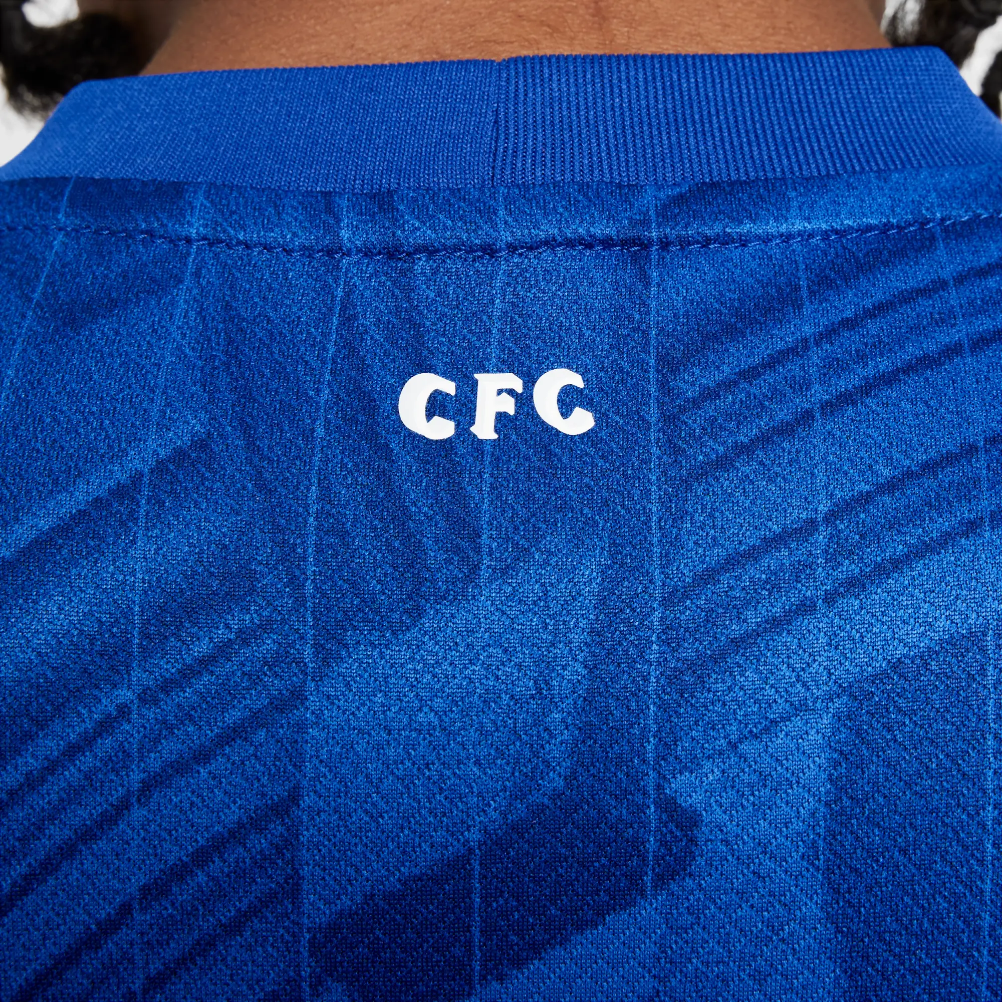 Chelsea F.C. 2025/26 Stadium Home Older Kids' Nike Dri-FIT Football Replica Shirt - Blue - Recycled Polyester