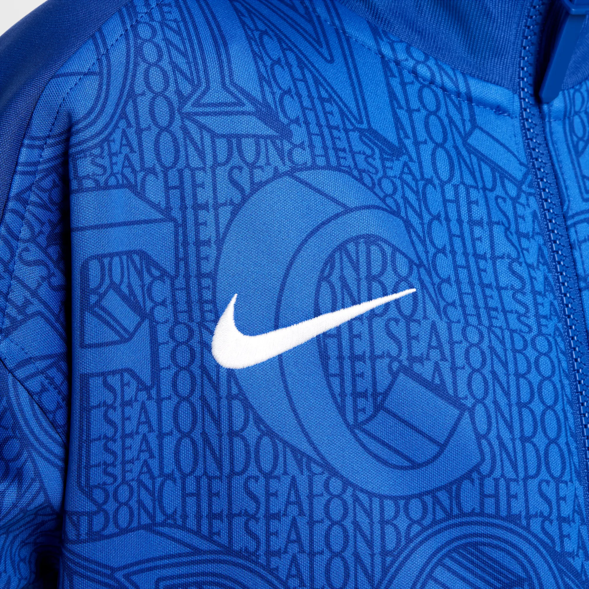 Chelsea F.C. Academy Pro Older Kids' Nike Dri-FIT Football Anthem Jacket - Blue - Polyester