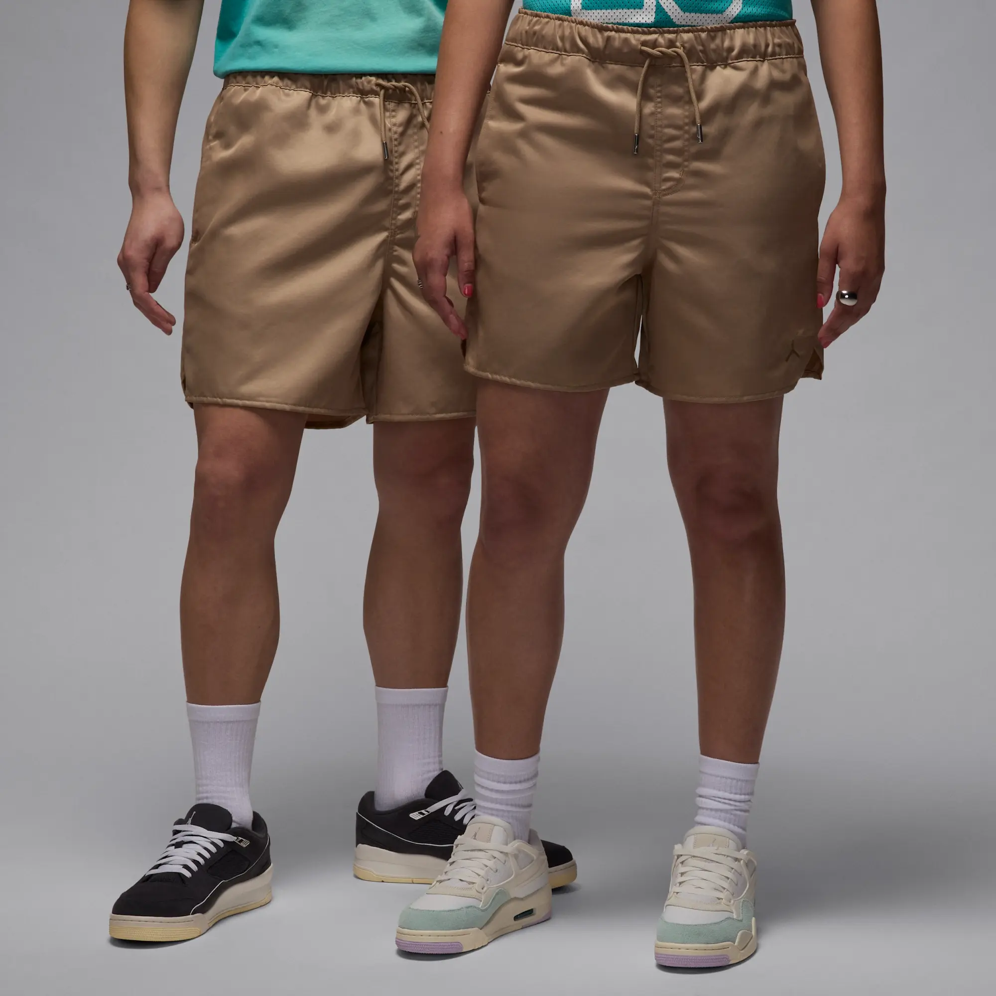 Nike Jordan Essentials Statement Men's 12.5cm (approx.) Woven Shorts - Brown - Polyester