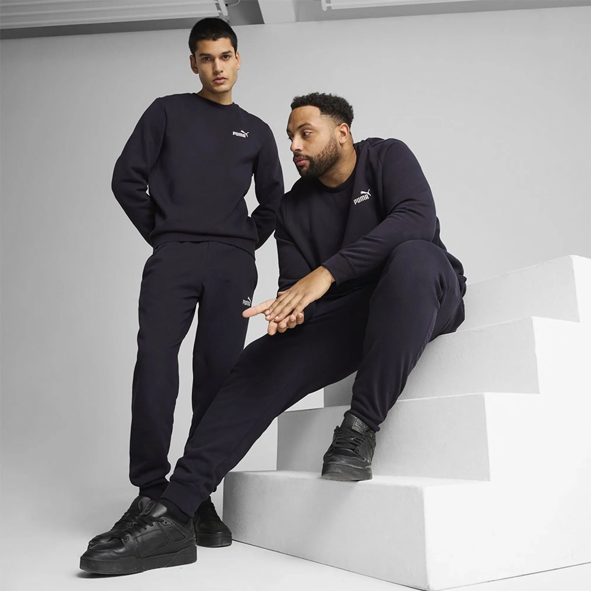 PUMA Essentials No. 1 Logo Sweatpants Men, Dark Blue
