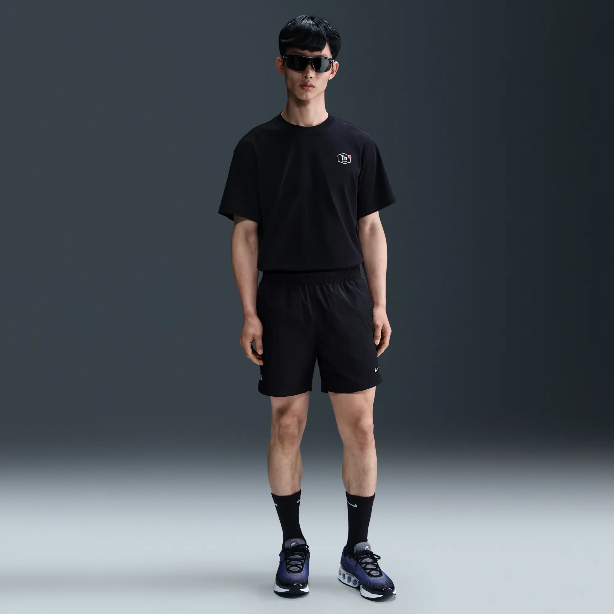 Nike Sportswear Men's Woven Shorts - Black - Nylon