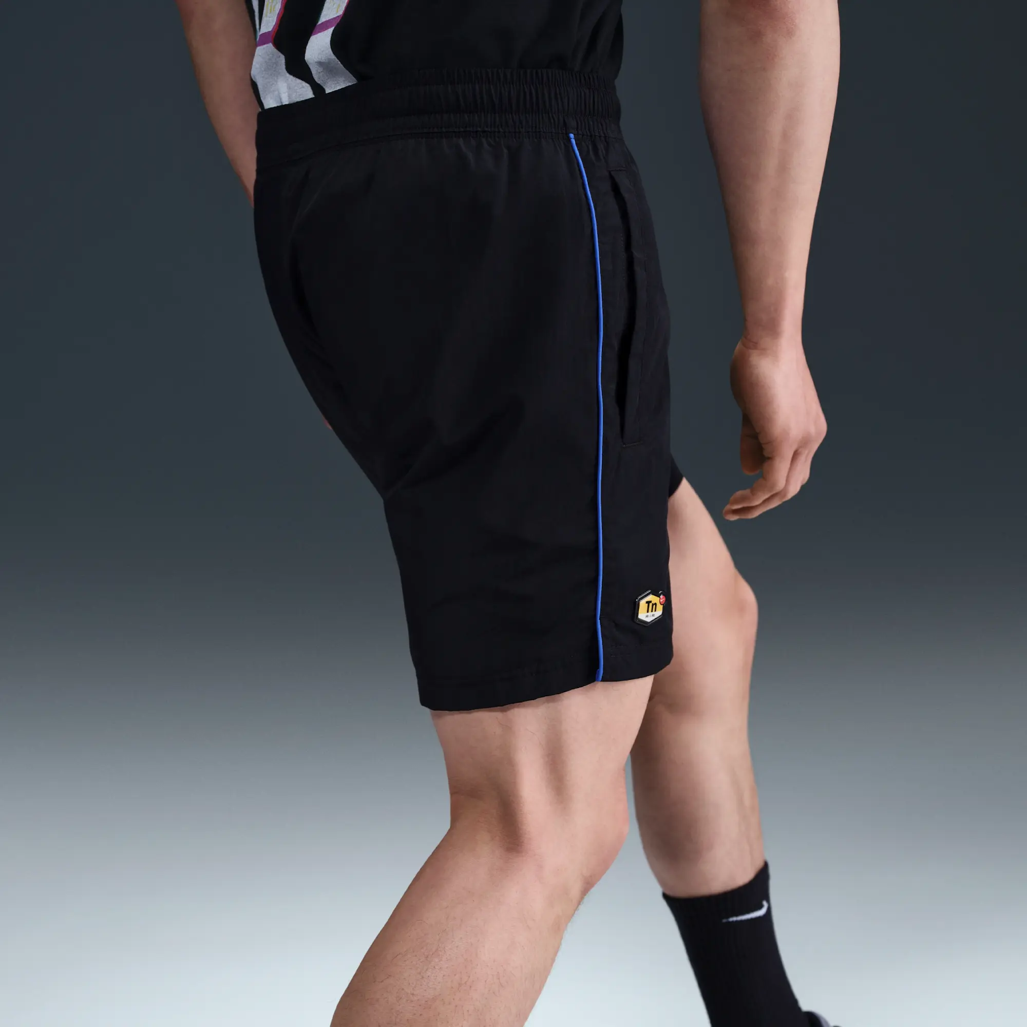 Nike Sportswear Men's Woven Shorts - Black - Nylon