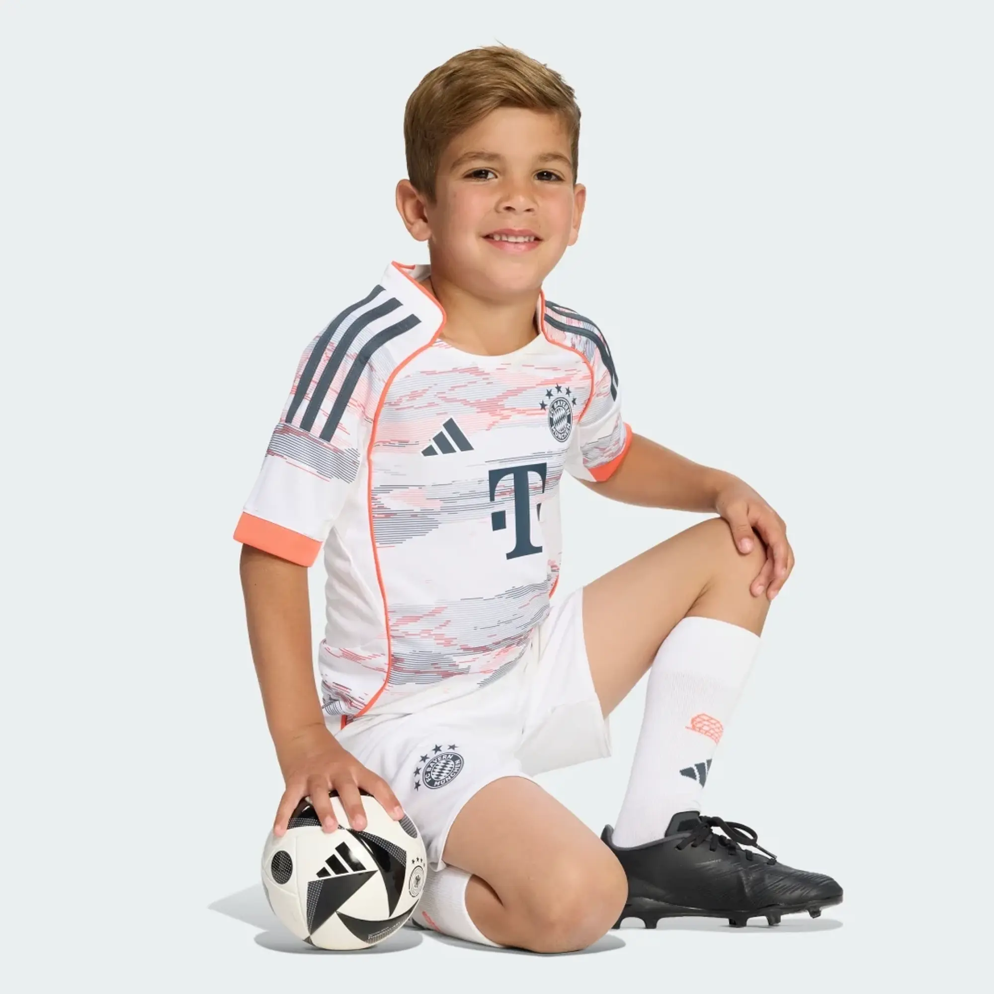 adidas FC Bayern 25/26 Away Mini Kit Kids