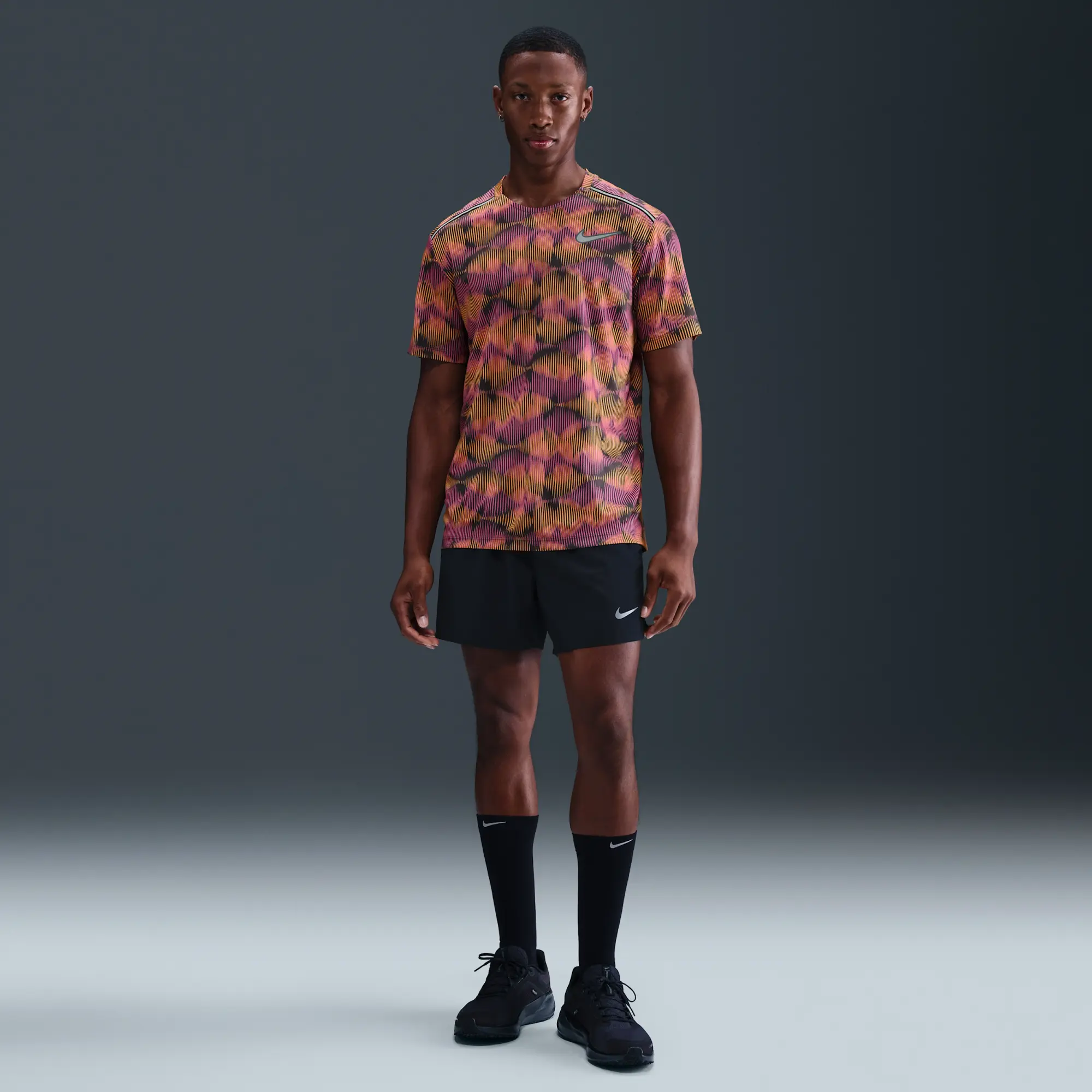 Nike Miler Men's Short-Sleeve Running Top - Grey - Polyester