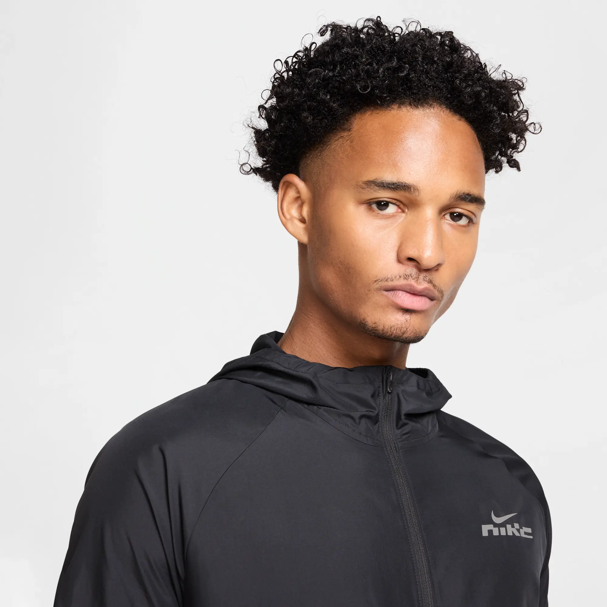 Nike Miler Flash Men's Water-Repellent Running Jacket - Black - Polyester