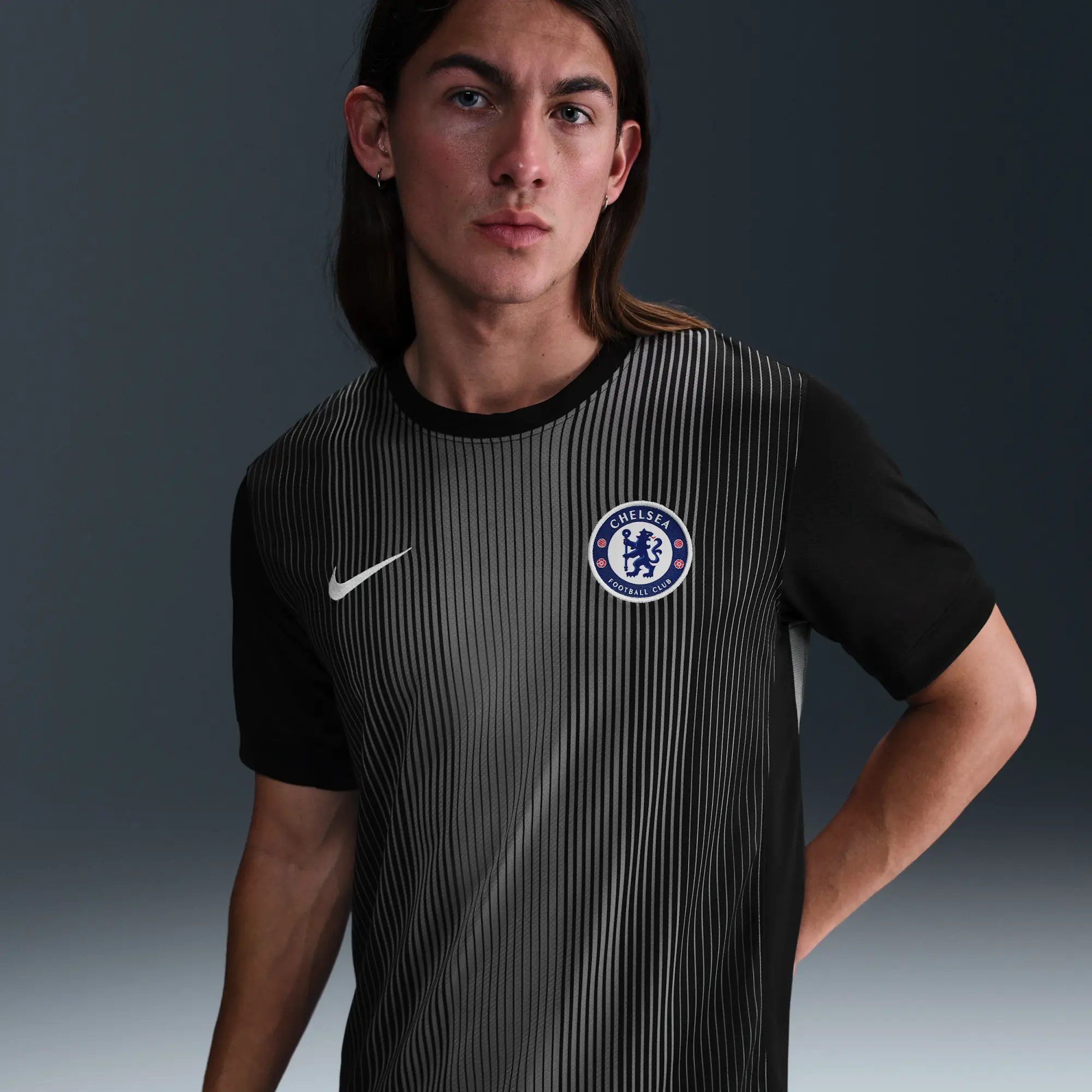 Chelsea F.C. 2025/26 Stadium Goalkeeper Men's Nike Dri-FIT Football Replica Short-Sleeve Shirt - Black - Polyester
