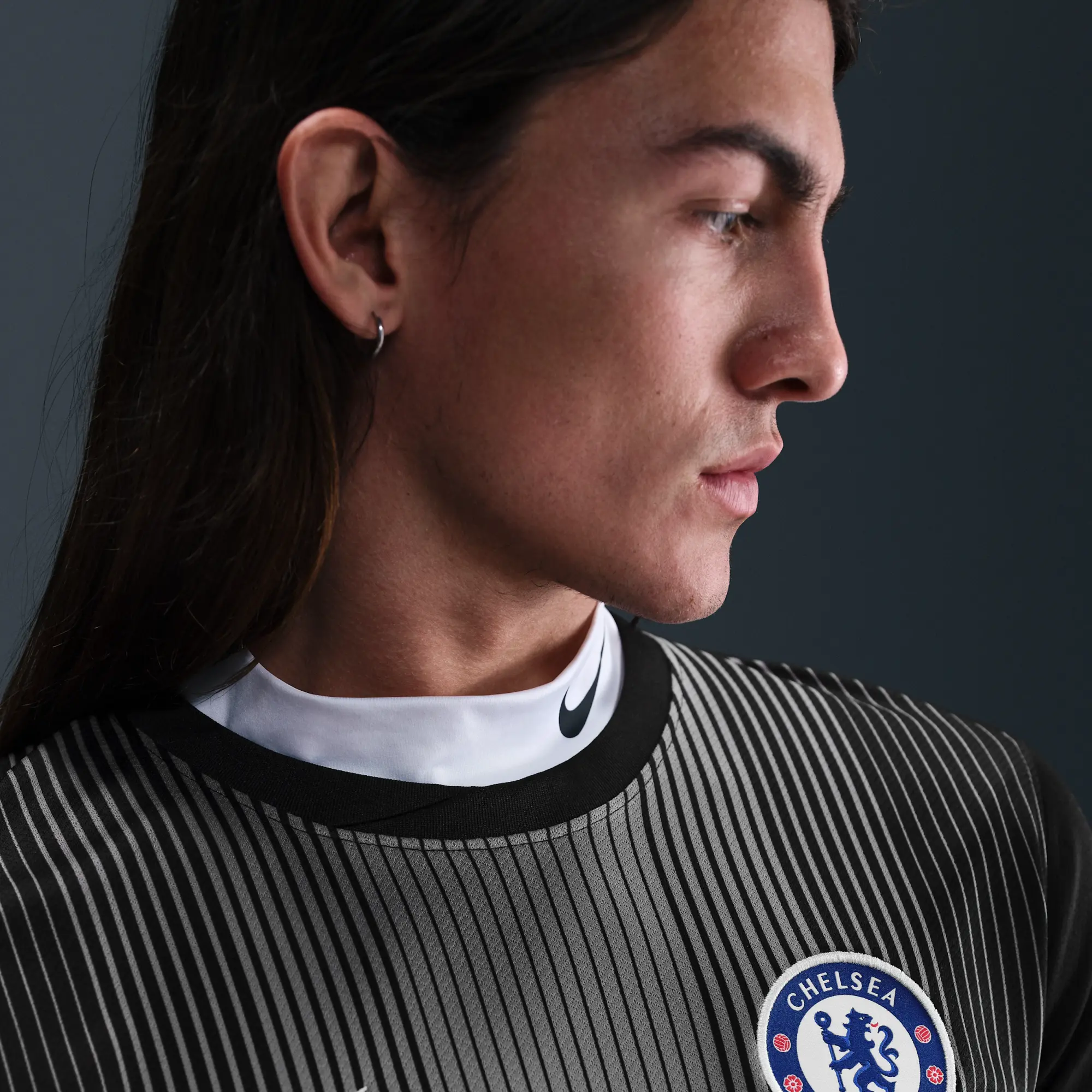 Chelsea F.C. 2025/26 Stadium Goalkeeper Men's Nike Dri-FIT Football Replica Short-Sleeve Shirt - Black - Polyester