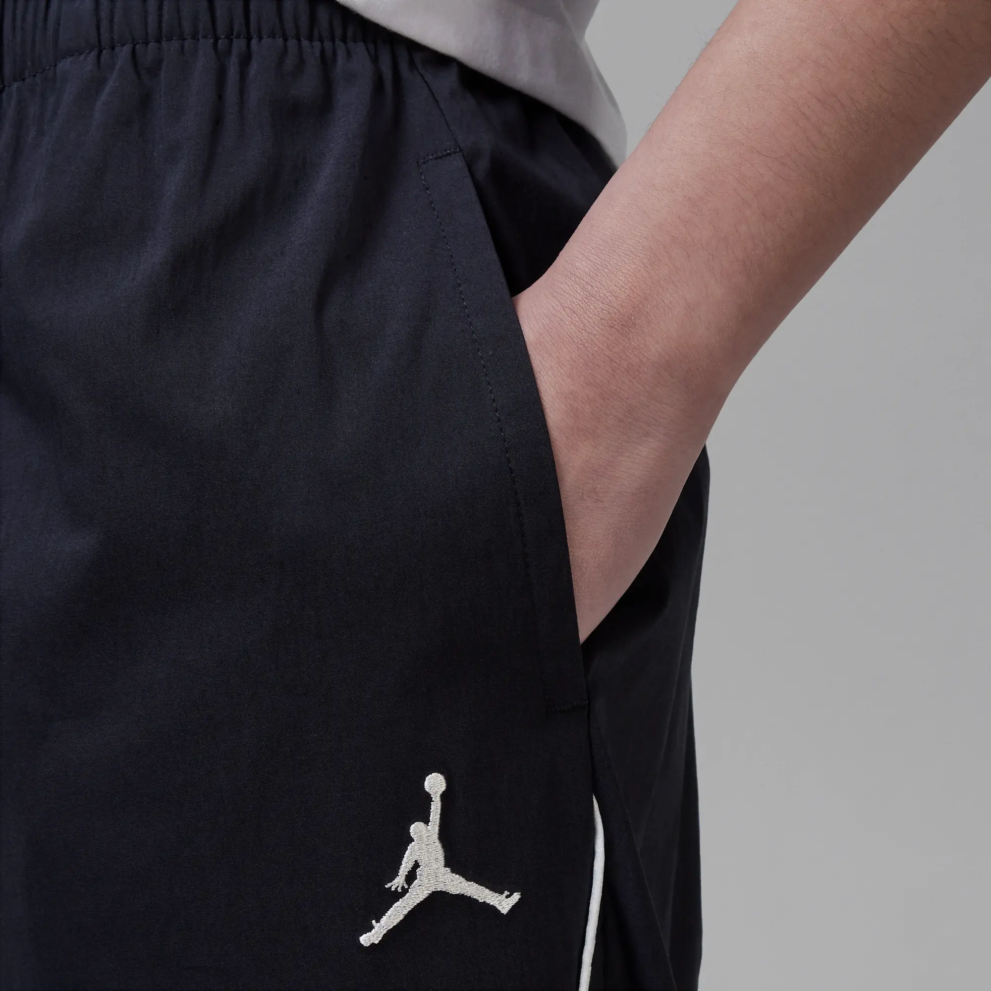 Nike Jordan Older Kids' Training Camp Barrel Trousers - Black