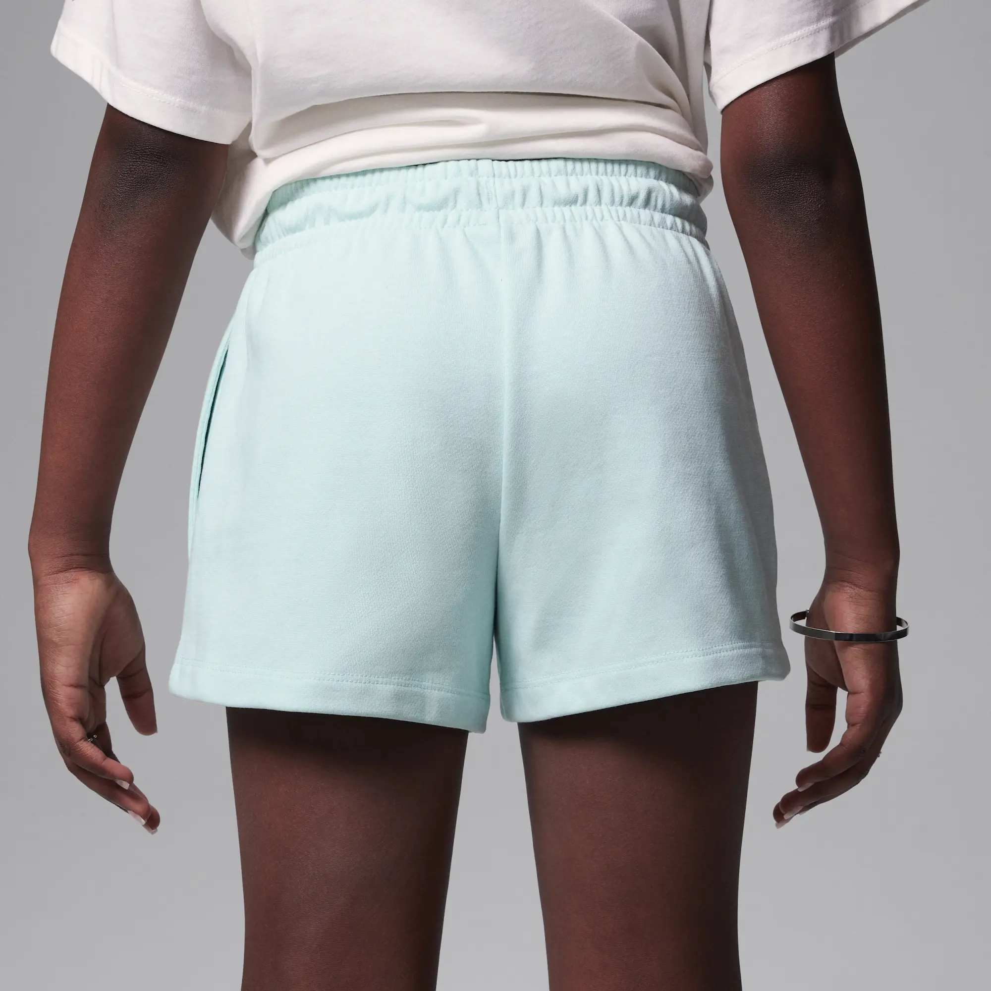 Nike Jordan Brooklyn Essentials Older Kids' French Terry Shorts - Green